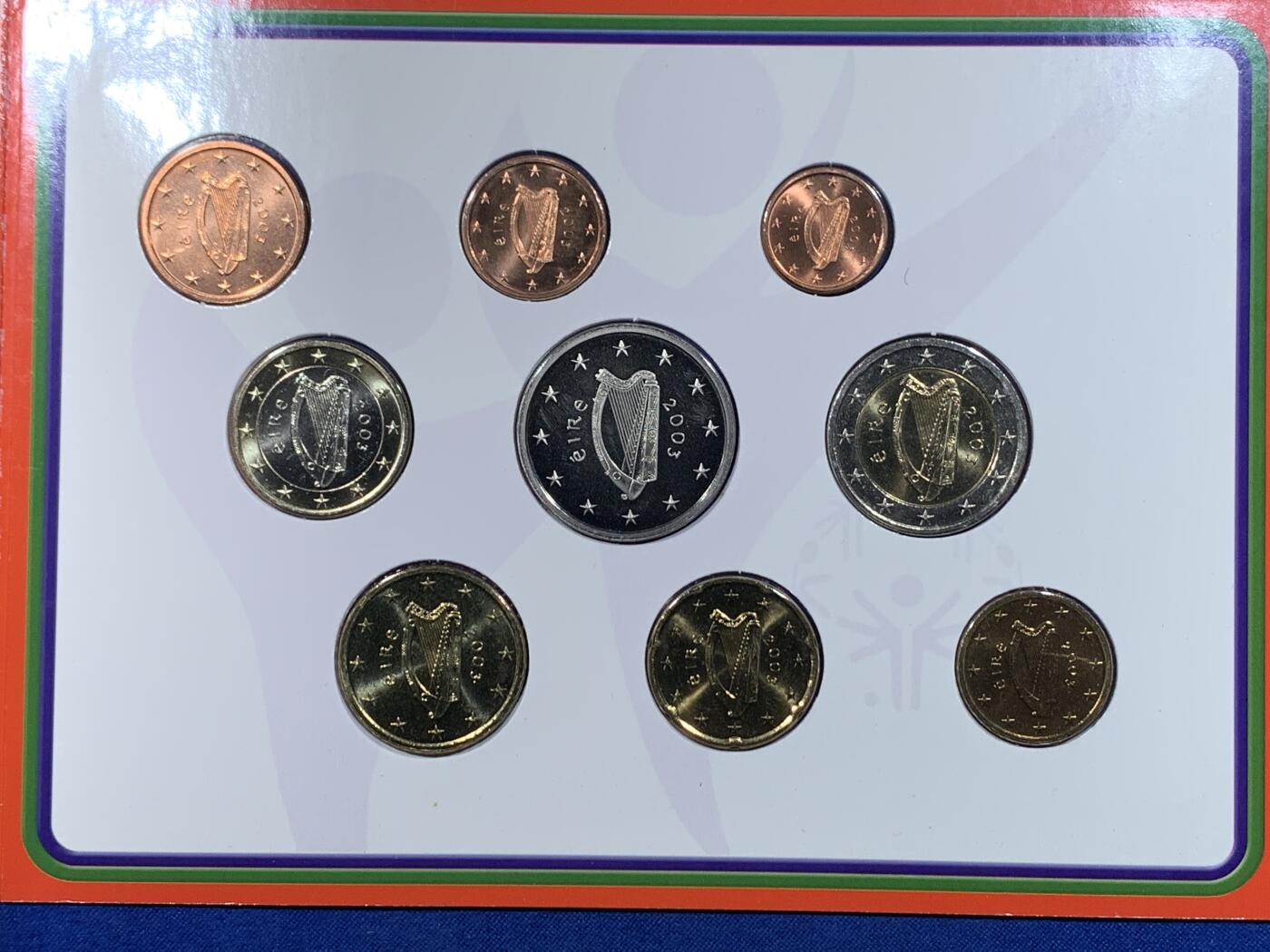《竞宝斋》第444场 周日，周一，2场连拍 （全场包邮） 爱尔兰2003年官方套币，特奥会9枚欧元套币，含5欧元特奥会纪念，克书价高。
