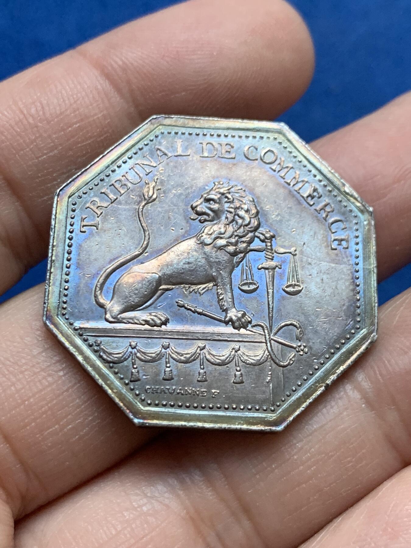 《竞宝斋》第444场 周日，周一，2场连拍 （全场包邮） 法国里尔商业法院八角银质代币  33mm 15.3g 手指铭 早期版本 细节包浆都不错 