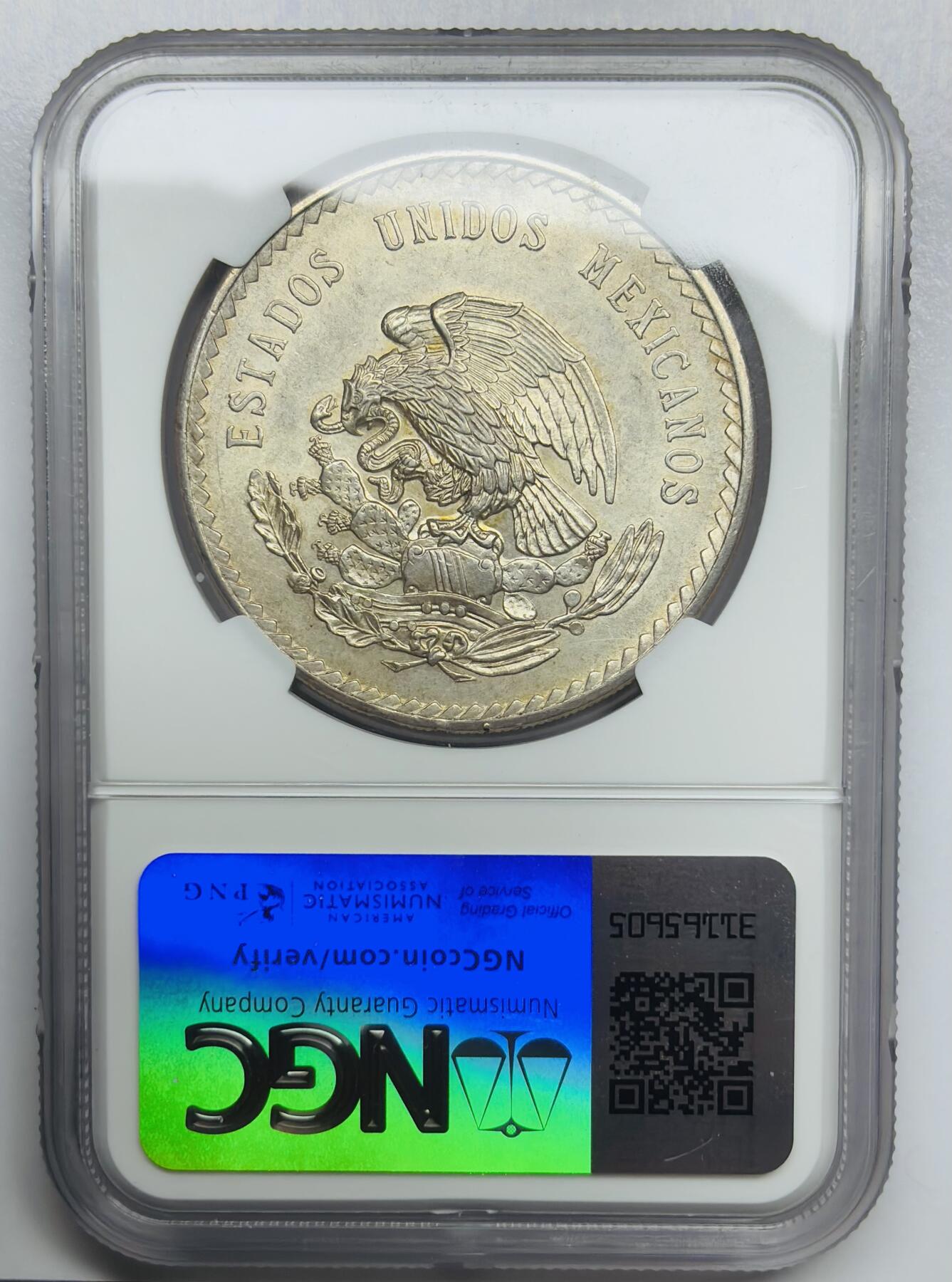 文馨钱币收藏第 283 场，【大雪鉴珍，寒英缀金】金银纪念币精品场，诚邀您的参与【长期接代拍品】 1948 年墨西哥印第安人酋长 5 比索大银币 NGC 评级 NGC 评级 UNC D 人老鹰与蛇生动形象惟妙惟肖