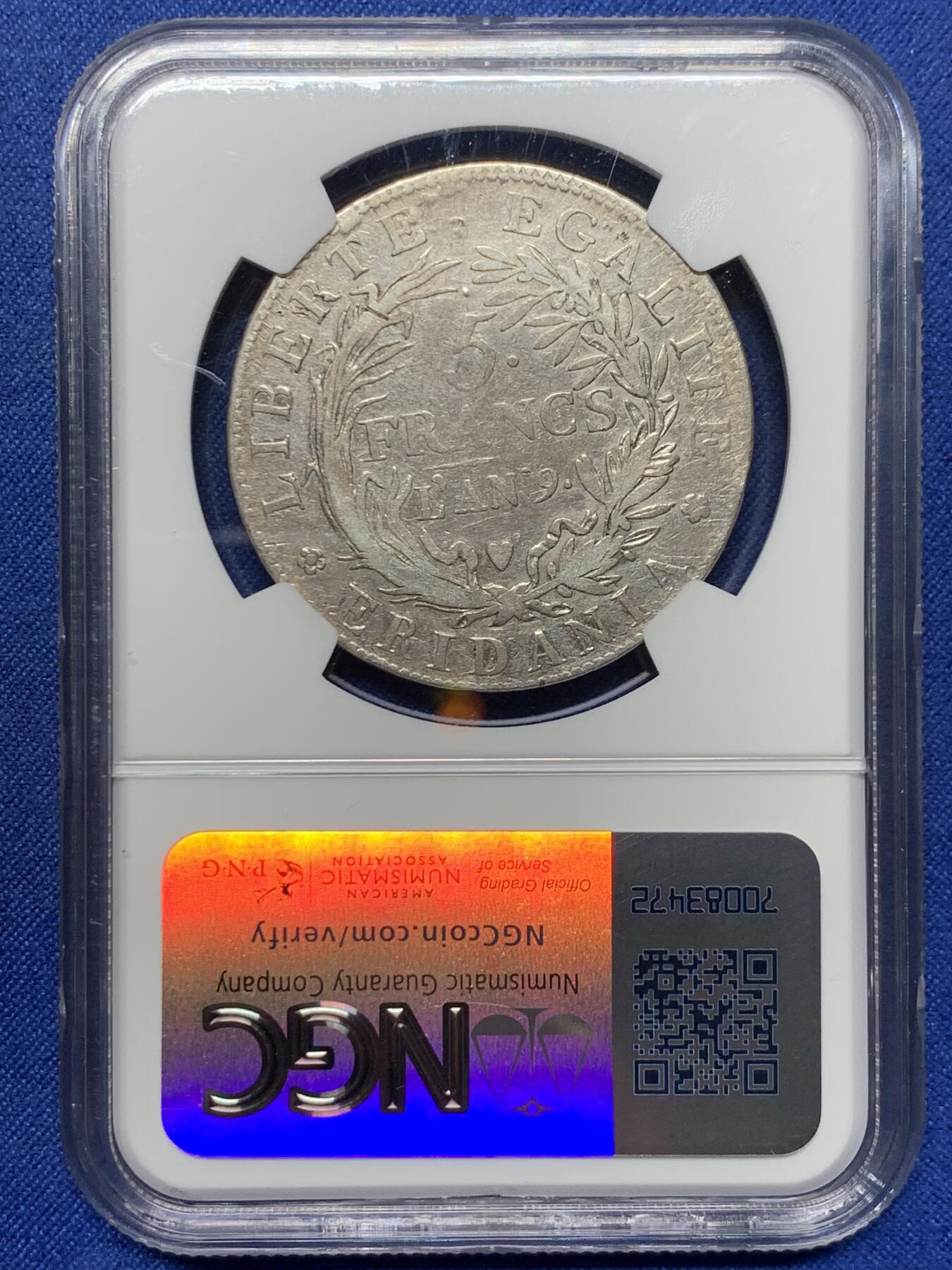 《竞宝斋》第444场 周日，周一，2场连拍 （全场包邮） NGC FD 意大利皮埃蒙特共和国（阿尔卑斯共和国） 共和9年（1800年）5法郎银币 拿破仑1799年在北意大利建立的国家 细节不错 感觉可以冲VF 这枚只发行两个年份 1800铸造量仅46740枚 发行量几乎是1801年的1/3不到 稀缺品种