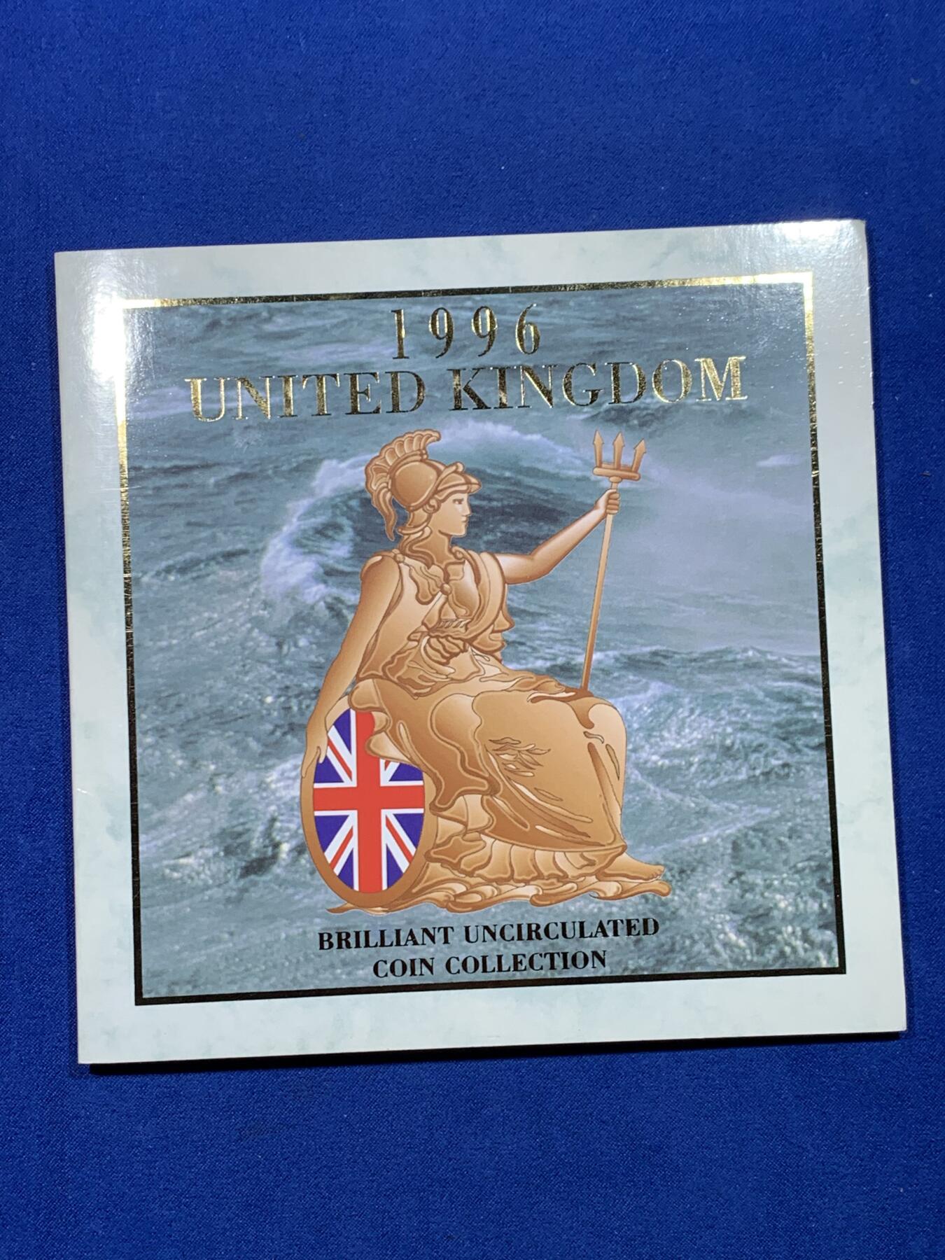 《竞宝斋》第444场 周日，周一，2场连拍 （全场包邮） 美国2001年精制币10枚（州币5枚，其他5枚）带证书+英国1996年套币8枚含2英镑（北京96国际钱币展）