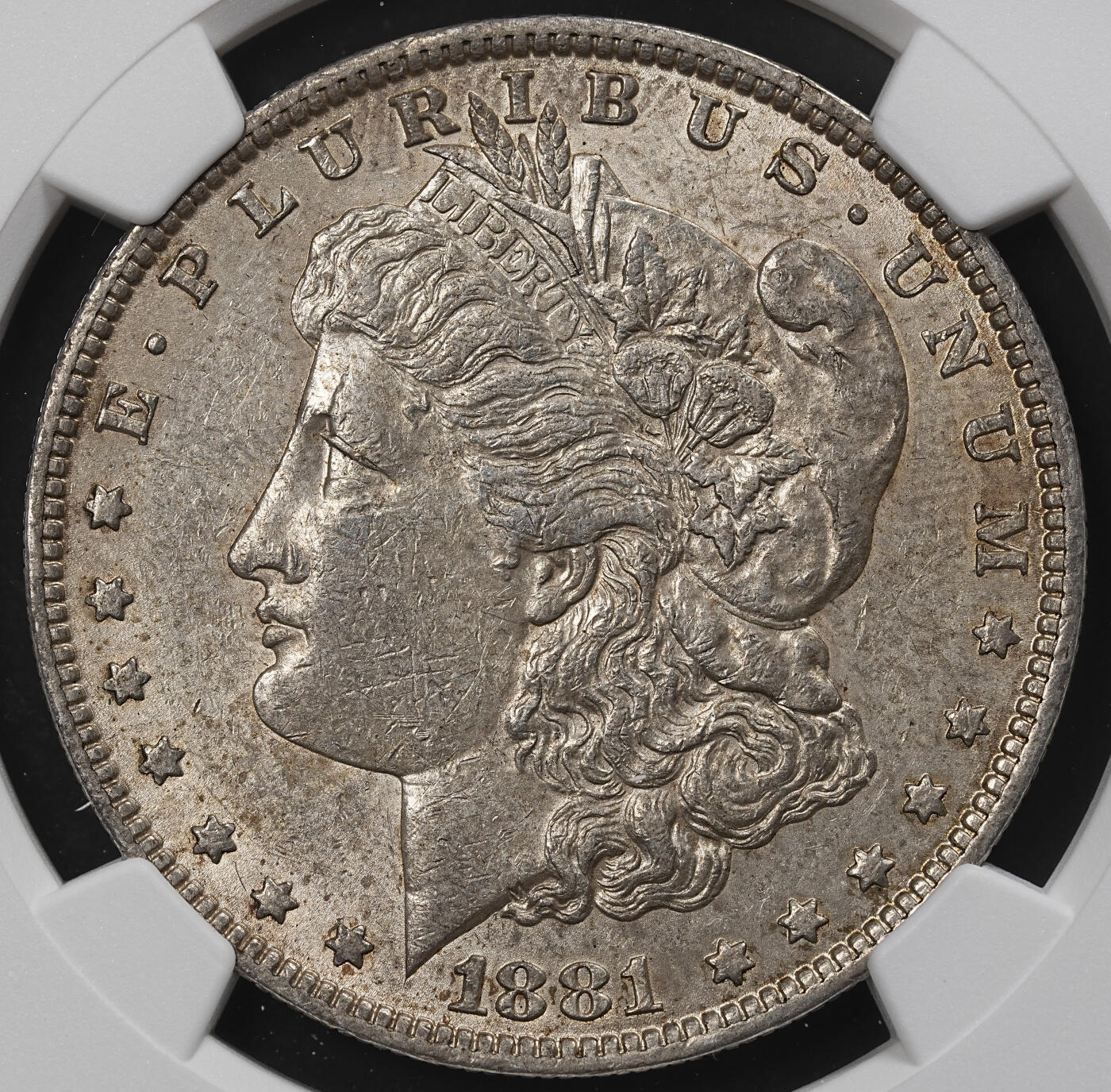 修遠堂世界钱币第九十六期 NGC AU58 1881年美国摩根大银币 O厂铭