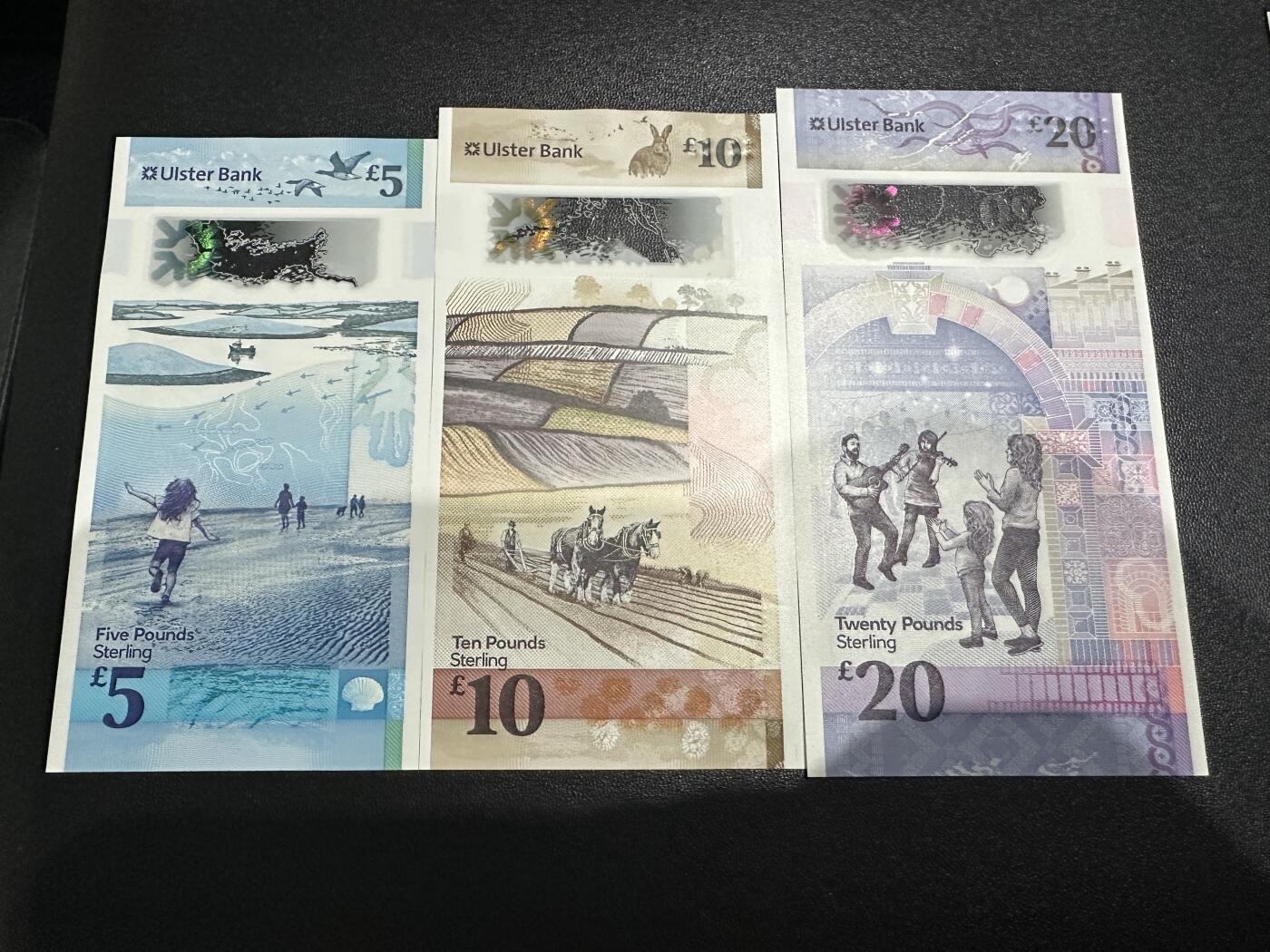 《外钞收藏家》第五百九十期（欧洲强钞、港币、硬通货及丰富裸币大拍场）（本平台长期征集拍品、欢迎藏友们联系合作） 北爱尔兰 阿尔斯特银行5（AA）、10、20镑 3张一起 全新UNC 全部是靓号尾6