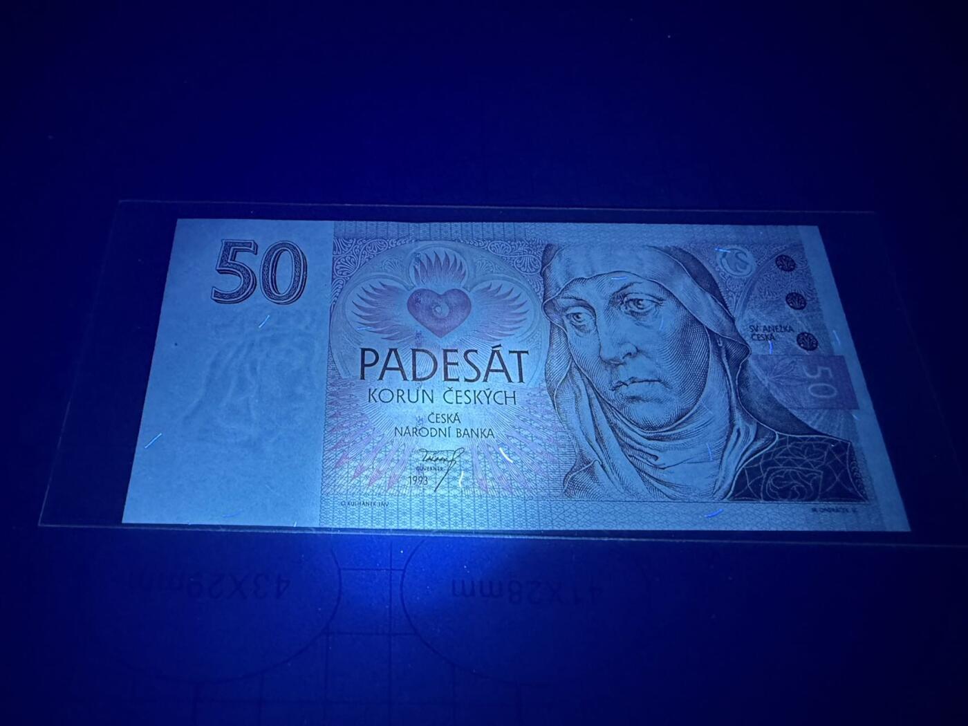 【炜奕收藏】，第五十二期 1993年捷克50克朗，UNC品相，初版