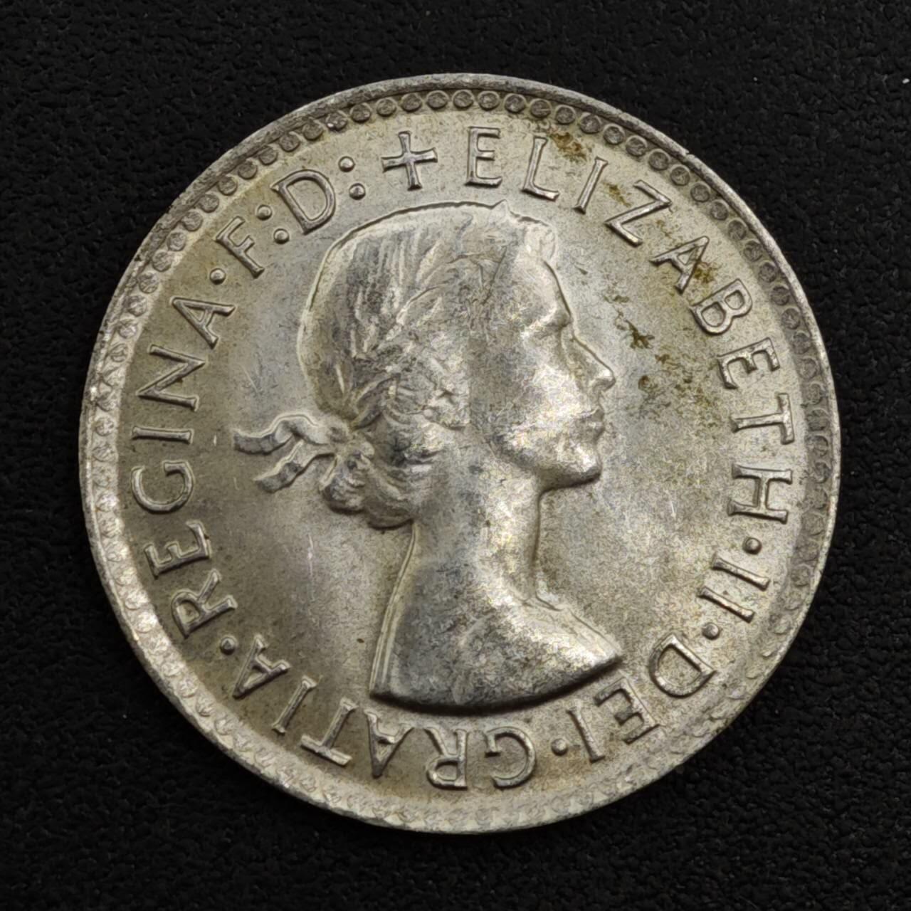 【淘币小摊】实时拍第八百一十七拍   散币场   满百包邮可预留二周 每周一统一发货   澳大利亚1963年伊丽莎白二世3便士银币