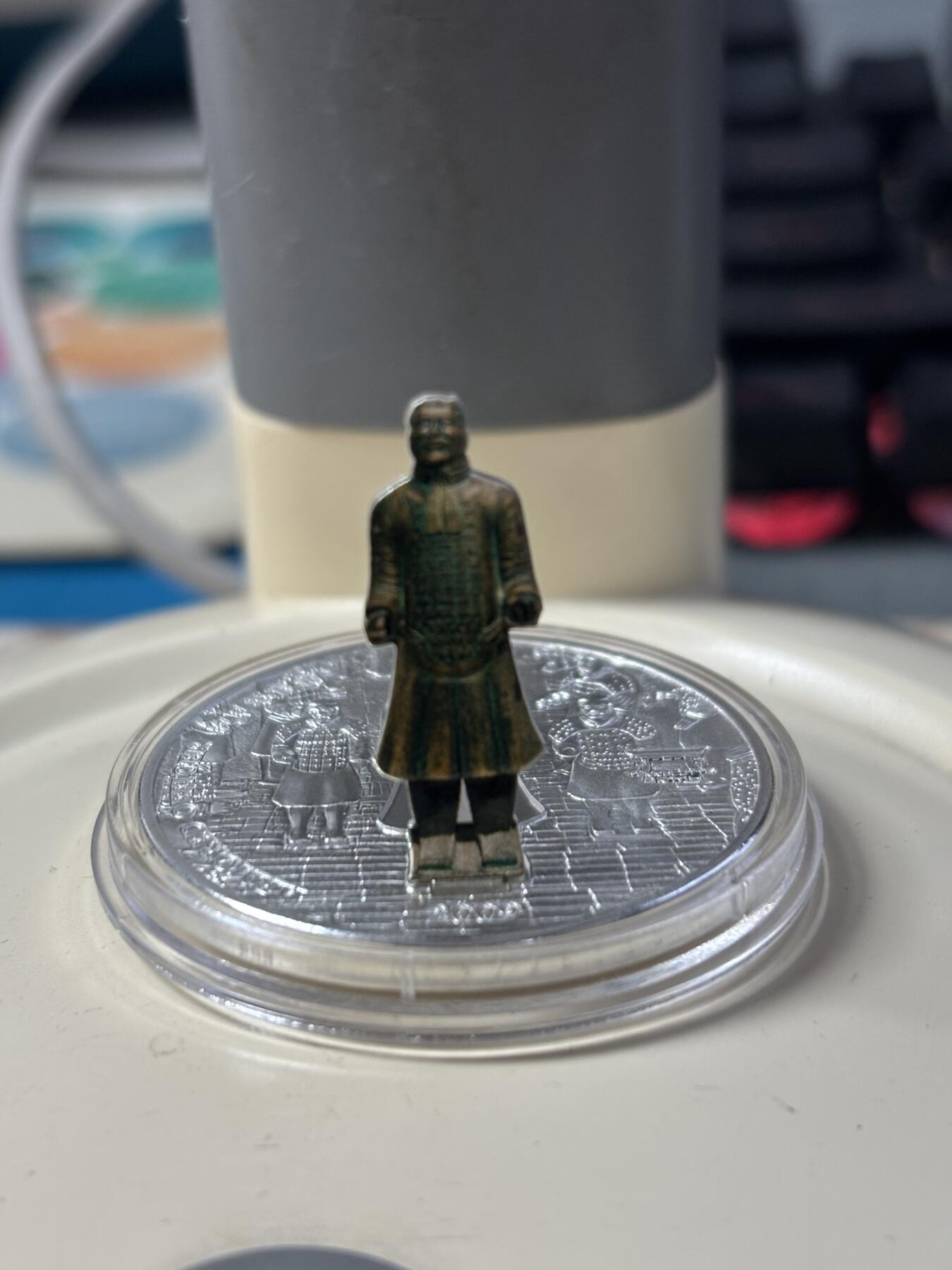 第184期拍卖 老挝2009年兵马俑3D立体镶嵌彩色精制纪念银币4枚，925银，1盎司*4.发行2000套