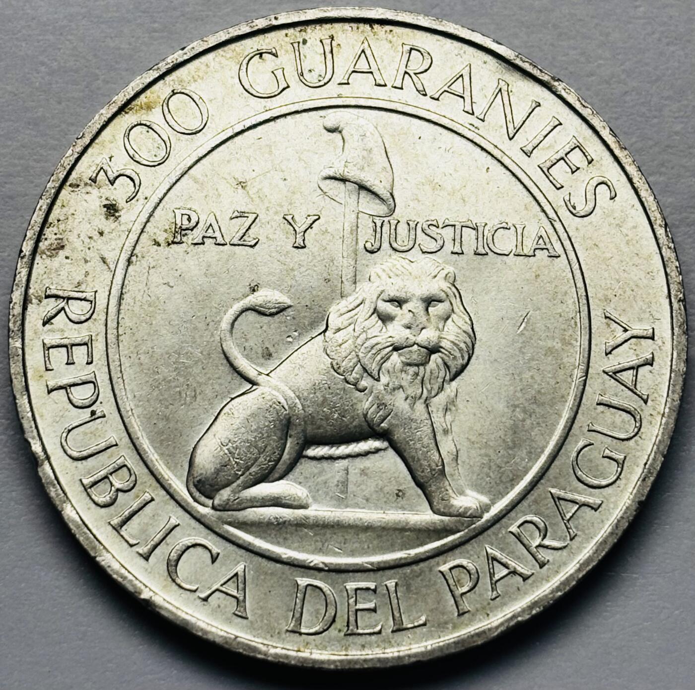 文馨钱币收藏第 283 场，【大雪鉴珍，寒英缀金】金银纪念币精品场，诚邀您的参与【长期接代拍品】 1968 年巴拉圭斯特洛斯纳总统第四任期 300 瓜拉尼纪念大银币，26.6 克 720 高银