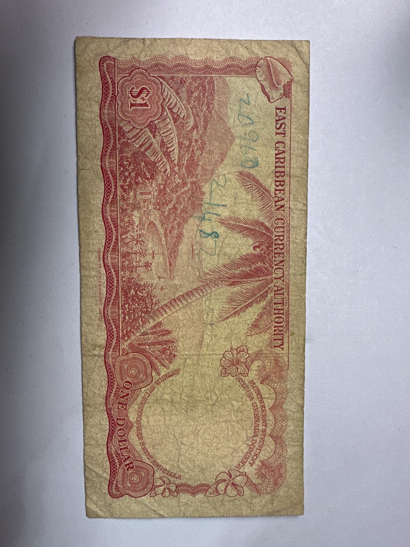 12.5纸币专场 英属东加勒比1965年1元 女王戎装像