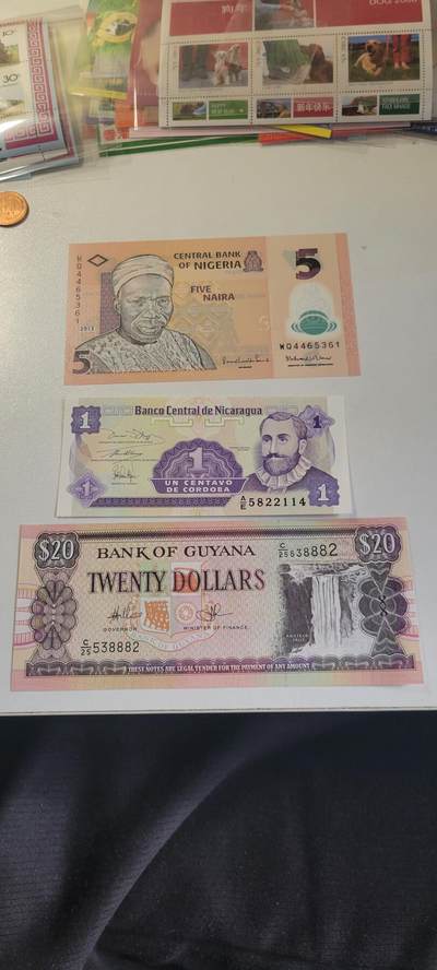 2025第二十五期 - 三张纸币