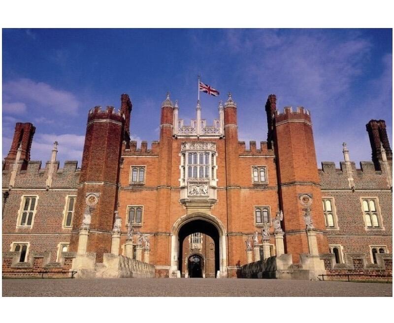 【原盒】英国1977年伊丽莎白+汉普顿宫 高浮雕精制大镀银章 带原盒原证 43MM