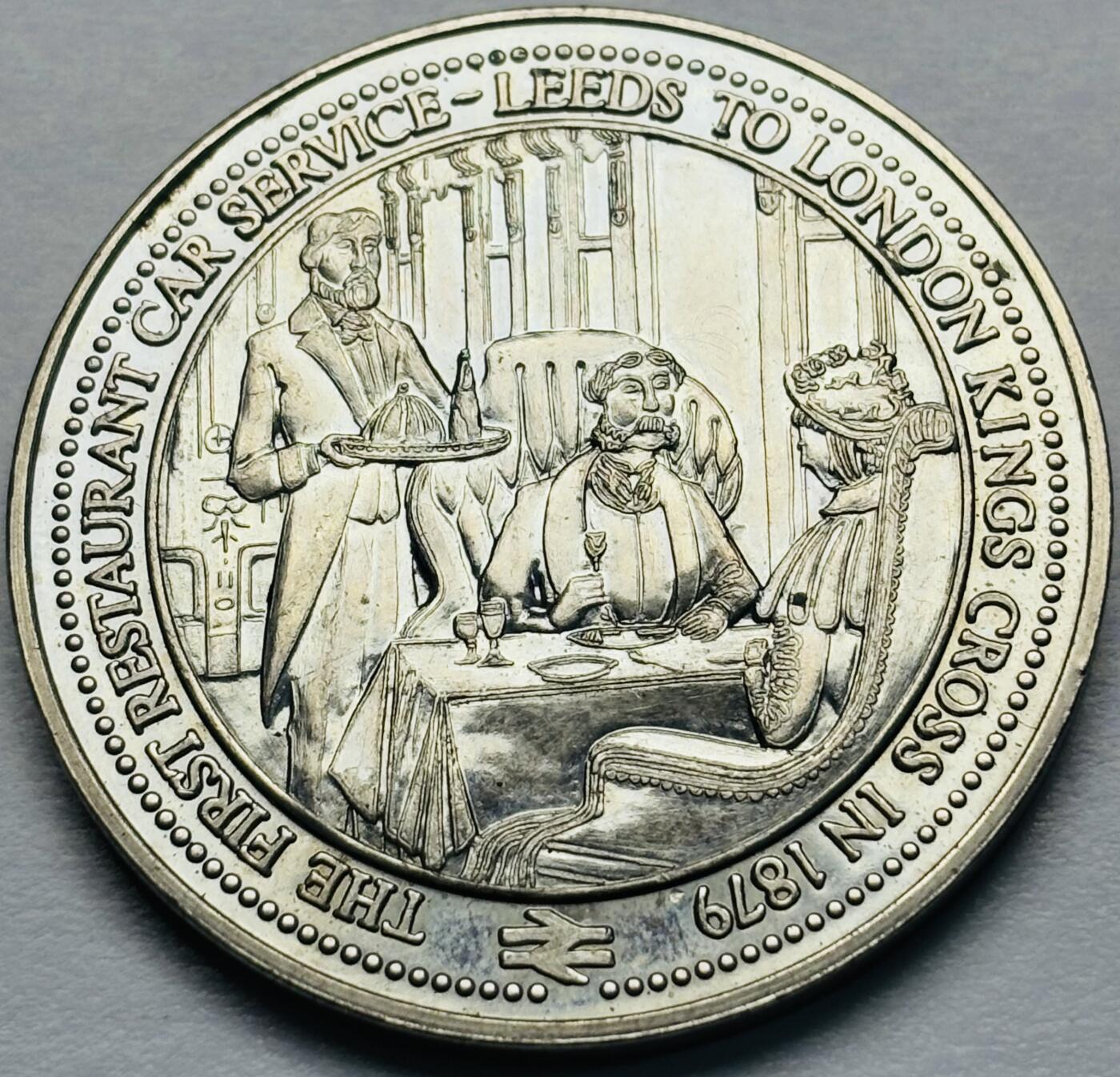 文馨钱币收藏第 283 场，【大雪鉴珍，寒英缀金】金银纪念币精品场，诚邀您的参与【长期接代拍品】 1879-1979 年英国铁路餐饮服务 100 周年纪念章