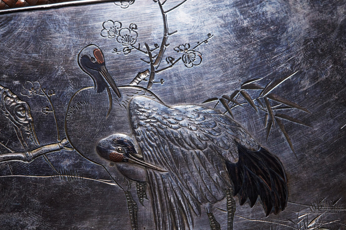 【俄甄集藏】2025年(045)12-03 星期三 晚 19:30 全场包邮 日本大正时期松竹梅鹤簪花纯银镶嵌竹编红木古董首饰盒，四吉祥物象征着长寿、吉祥、纯洁、高贵，寓意尚佳，做工精良，百年物件保存完好，长：145mm，宽：105mm，高：57mm