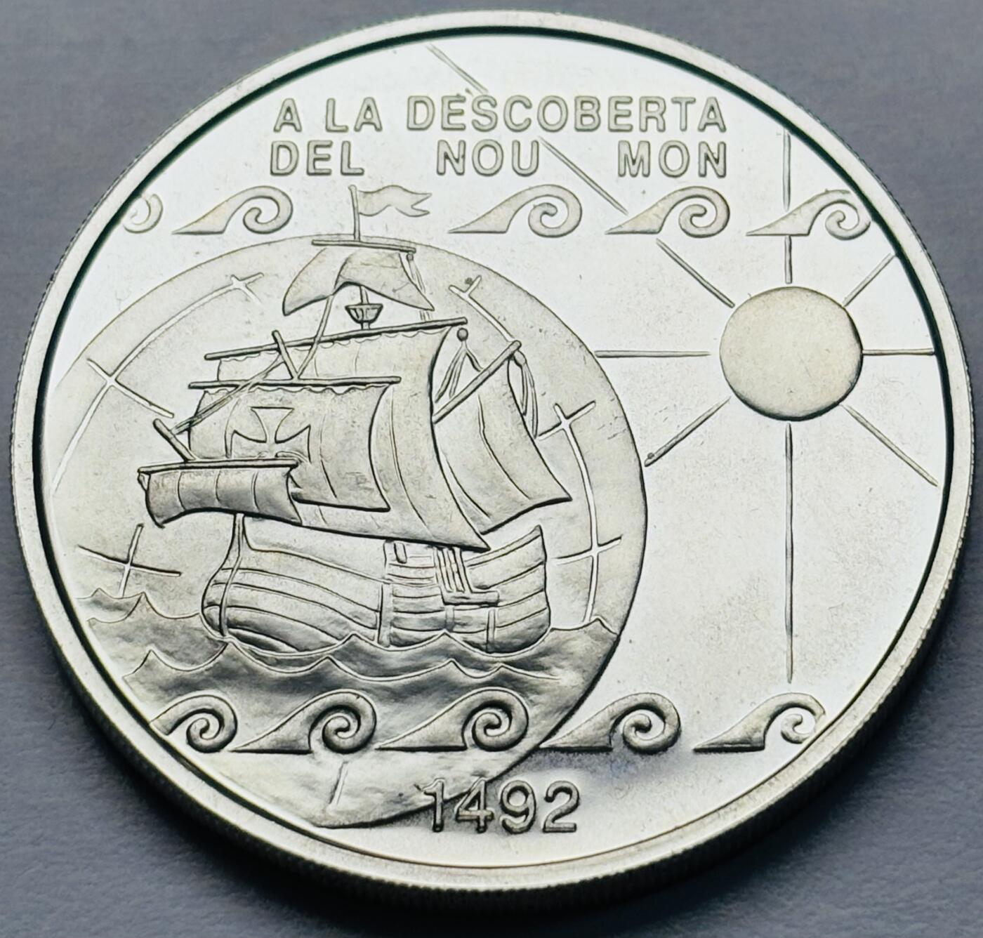 文馨钱币收藏第 283 场，【大雪鉴珍，寒英缀金】金银纪念币精品场，诚邀您的参与【长期接代拍品】 少见全新 1992 年安道尔 10 第纳尔美国发现 500 周年大银币，31.10 克 925 高银，独年份