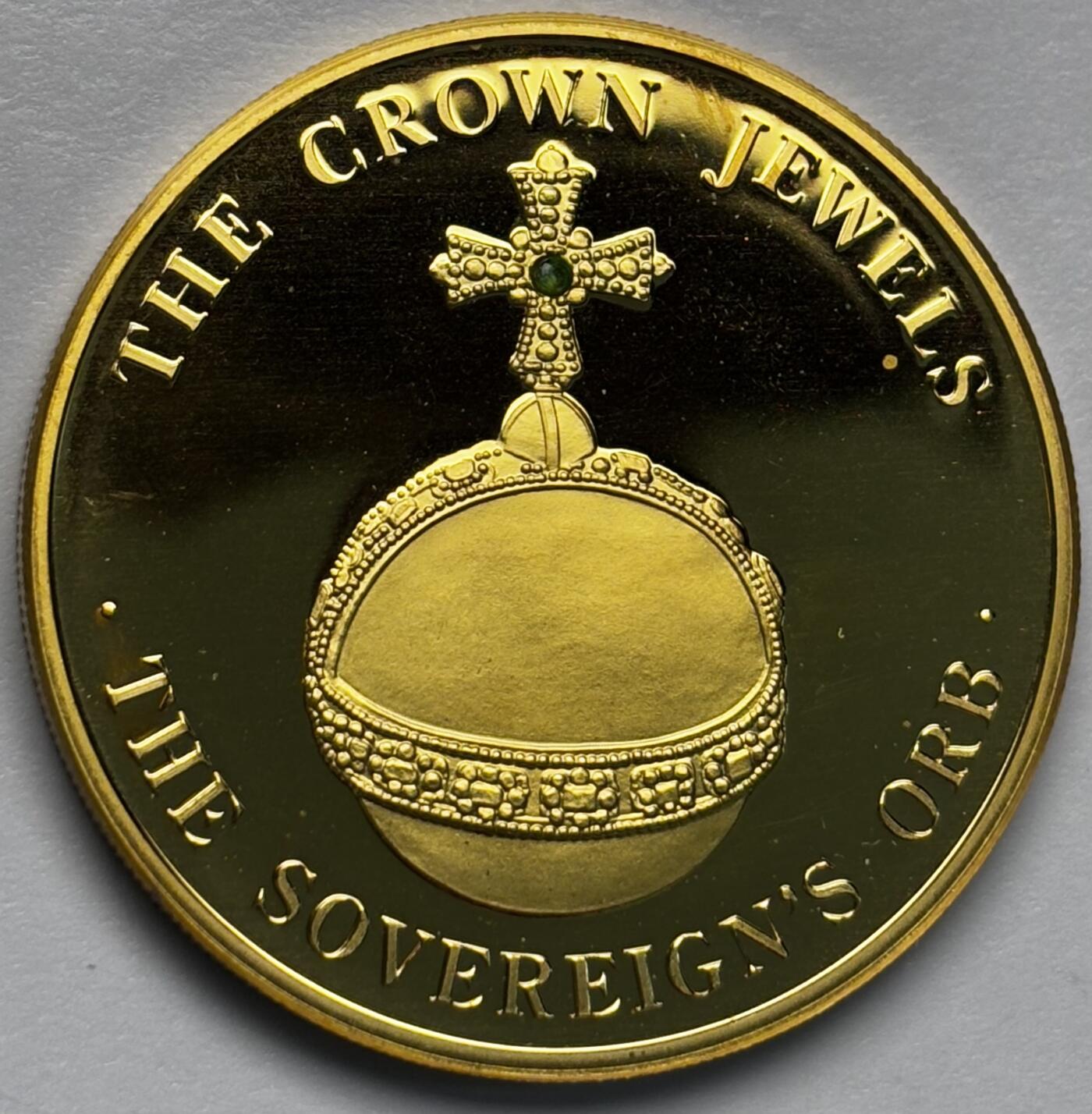 文馨钱币收藏第 283 场，【大雪鉴珍，寒英缀金】金银纪念币精品场，诚邀您的参与【长期接代拍品】 全新 2004 年特克斯和凯克斯群岛 5 克朗精制镀金纪念币