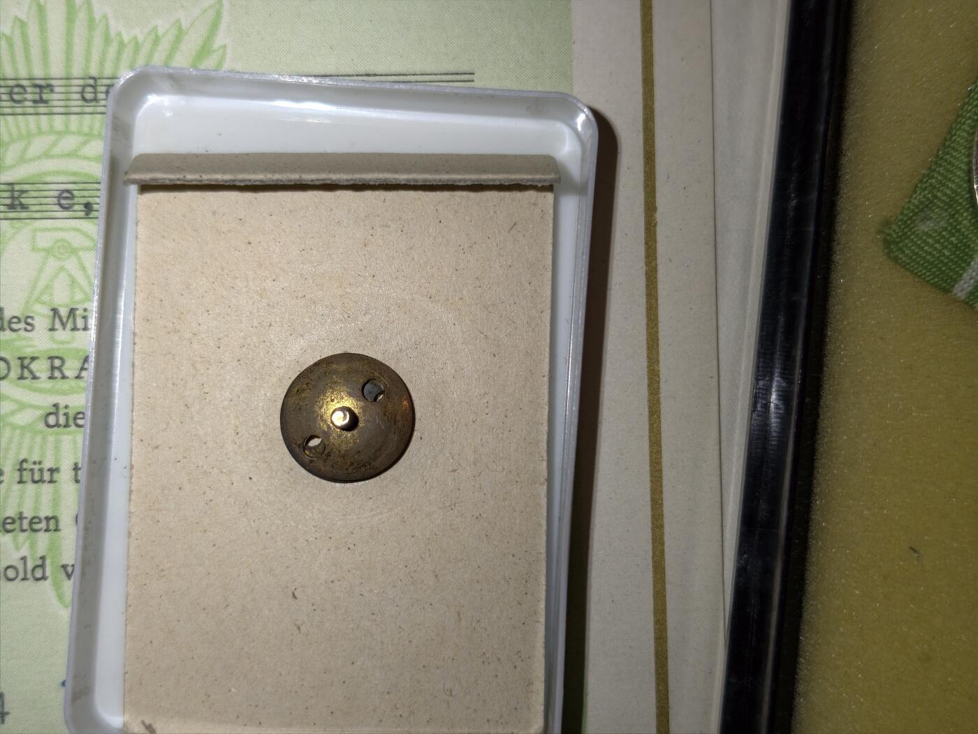 凯旋世界勋赏（第20期）（欢迎送拍）（对拍品有疑问请询问客服，不接受到手刀，出价默认拍品品相。请认真阅读拍卖规则！出价默认已认可！）（收到货请录制开箱视频，无视频概不处理问题。） DDR大套章东德