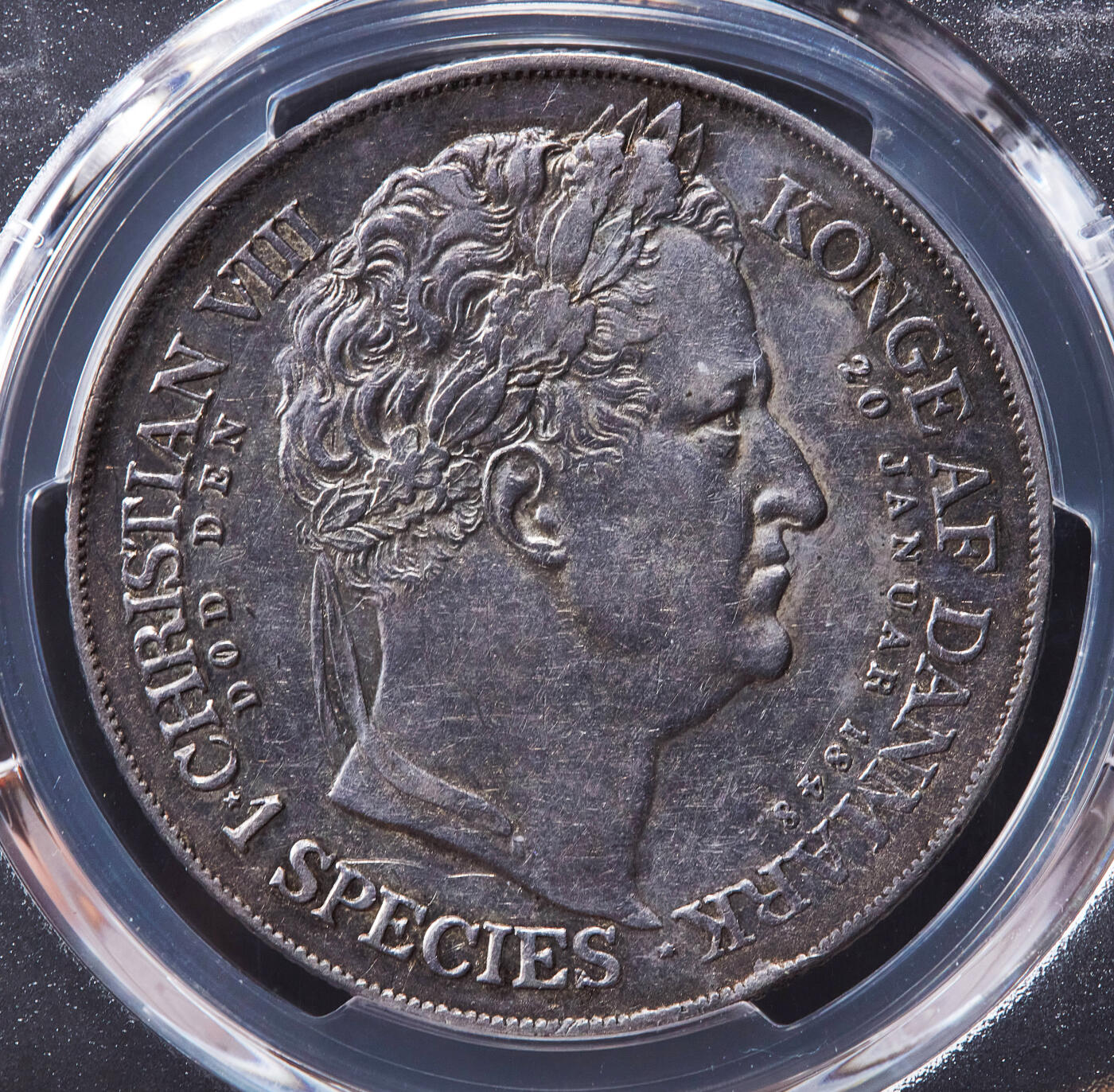 【俄甄集藏】2025年(045)12-03 星期三 晚 19:30 全场包邮 丹麦1848年纪念克里斯蒂安八世逝世-弗雷德里克七世即位双帝头像1斯比西达勒大银币，PCGS AUD，原味酱彩老包浆，细节犀利，名誉品种，发行量47000枚