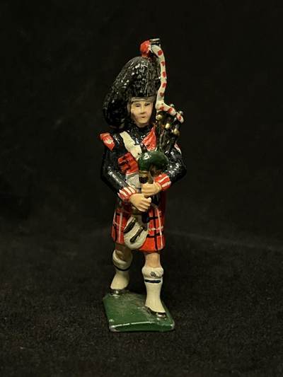 勋章专场 - 拿破仑时代苏格兰高地风笛手兵人  