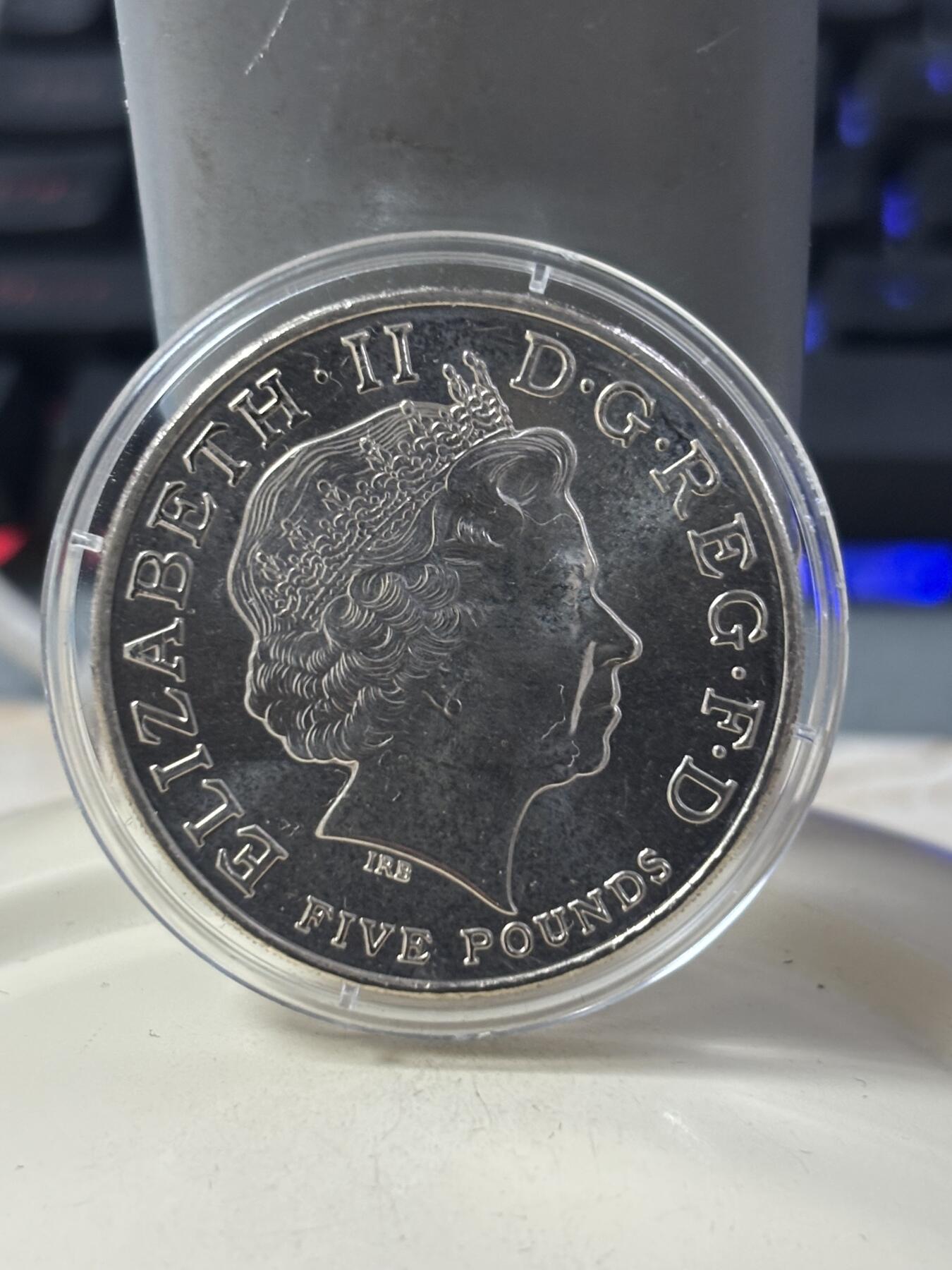 第184期拍卖  英国2005年纪念特拉法加海战2银一镍套币，925银，28.28克*2，,有瑕疵，银价725