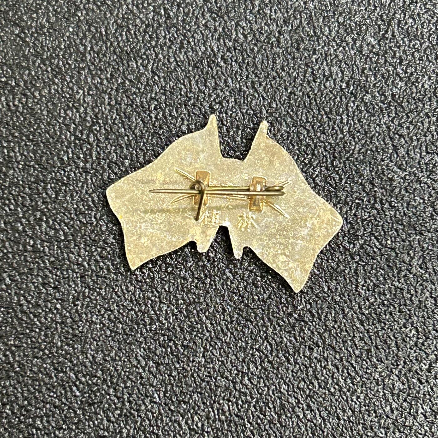 西秦中古拍卖第六十八期 80～90年代 中日友好纪念章