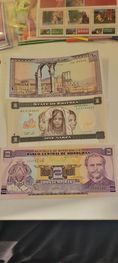 2025第二十五期 - 三张纸币