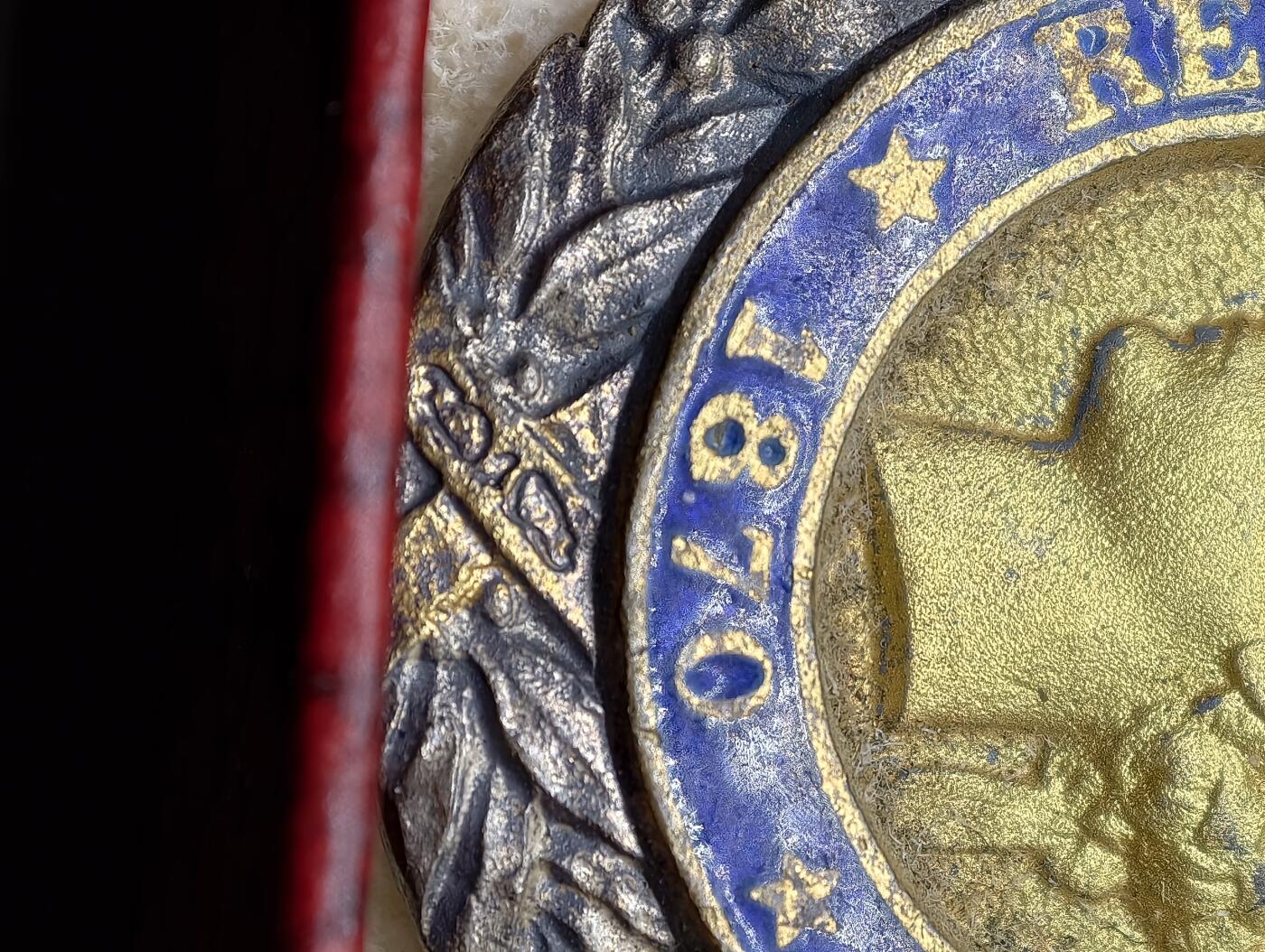 凯旋世界勋赏（第20期）（欢迎送拍）（对拍品有疑问请询问客服，不接受到手刀，出价默认拍品品相。请认真阅读拍卖规则！出价默认已认可！）（收到货请录制开箱视频，无视频概不处理问题。） 法国军事功绩奖章带盒