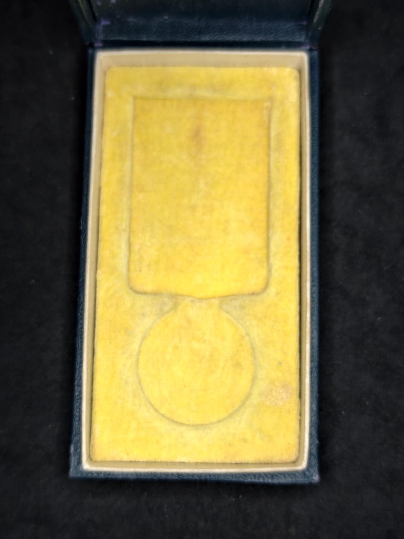 凯旋世界勋赏（第20期）（欢迎送拍）（对拍品有疑问请询问客服，不接受到手刀，出价默认拍品品相。请认真阅读拍卖规则！出价默认已认可！）（收到货请录制开箱视频，无视频概不处理问题。） 昭和六九空盒