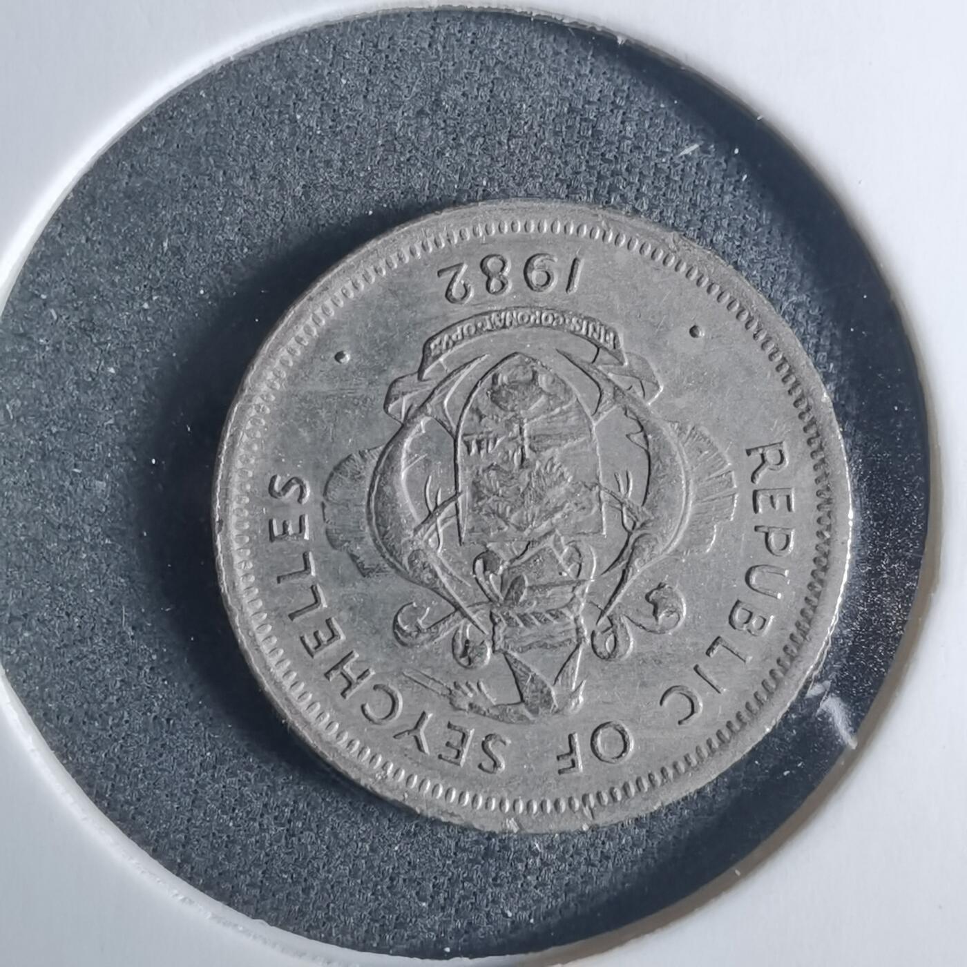 沼泽如烟--第919场 塞舌尔1982年25分