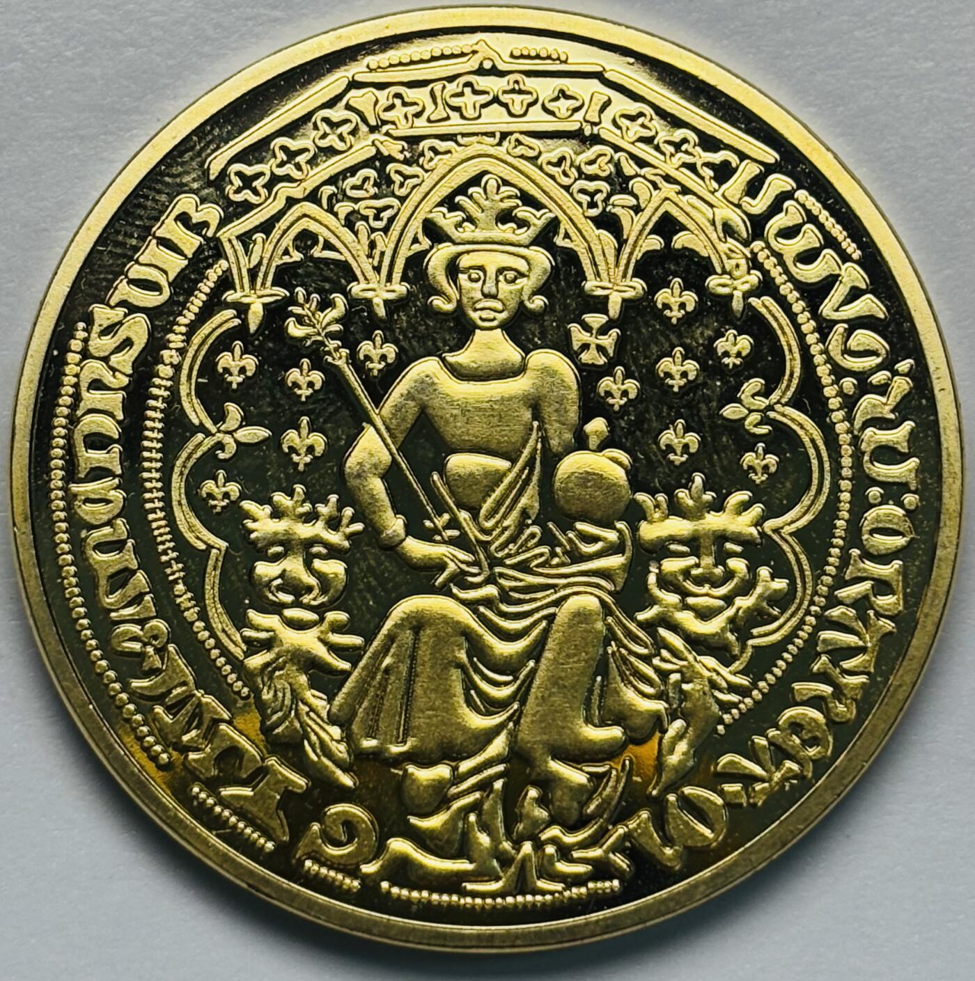 文馨钱币收藏第 283 场，【大雪鉴珍，寒英缀金】金银纪念币精品场，诚邀您的参与【长期接代拍品】 英国皇家狮徽纪念章