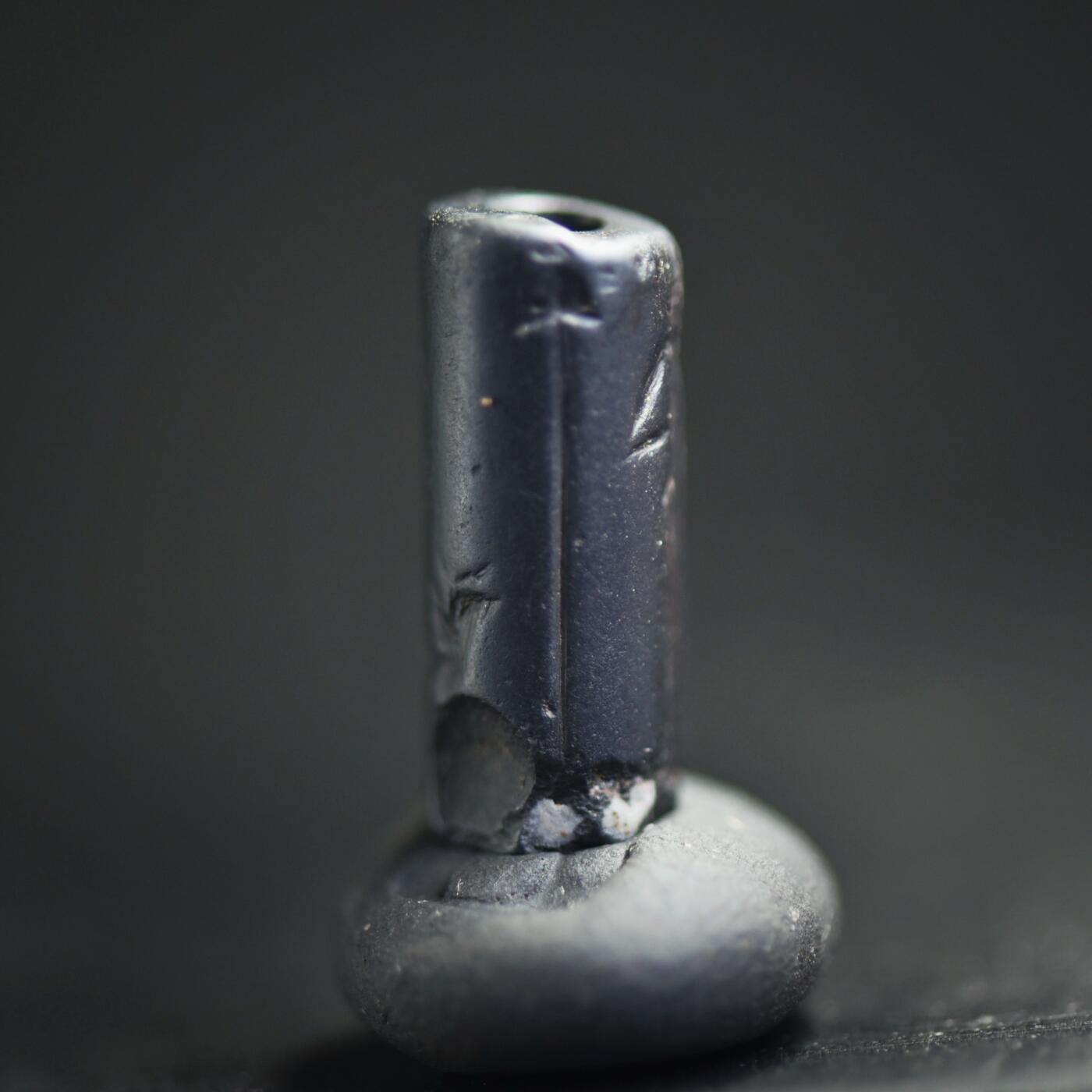 【良泉】【2025年最后一场】12月18日晚19.30点开拍！188组【直播场】西方古代钱币、丝路杂项、印章！ 公元前1500年【两河流域】赤铁款，祭祀题材滚印【战神马杜克之矛】+【风暴神阿达德的神牛载着闪电镰杖】