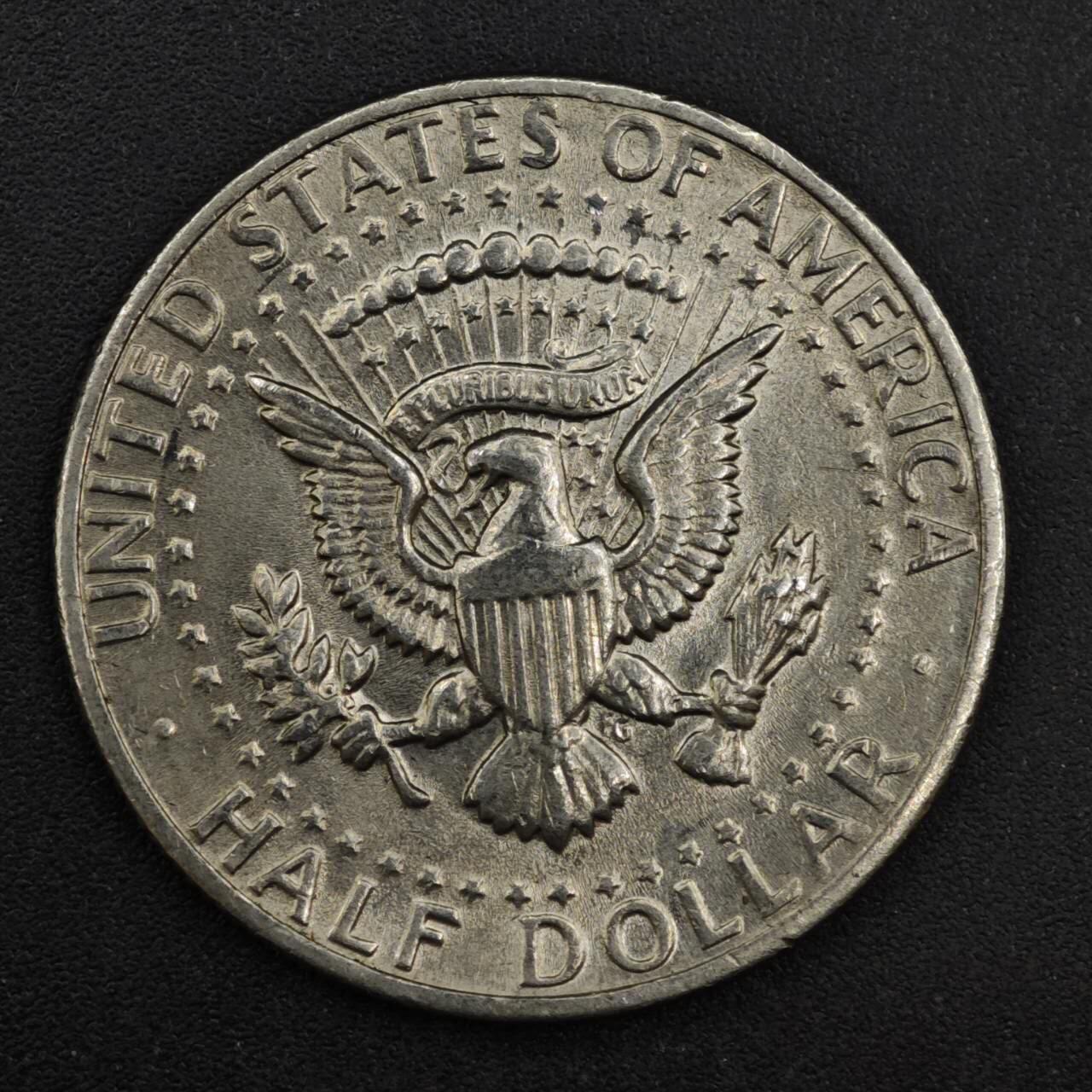 【淘币小摊】实时拍第八百一十七拍   散币场   满百包邮可预留二周 每周一统一发货   美国1971年肯尼迪50分镍币