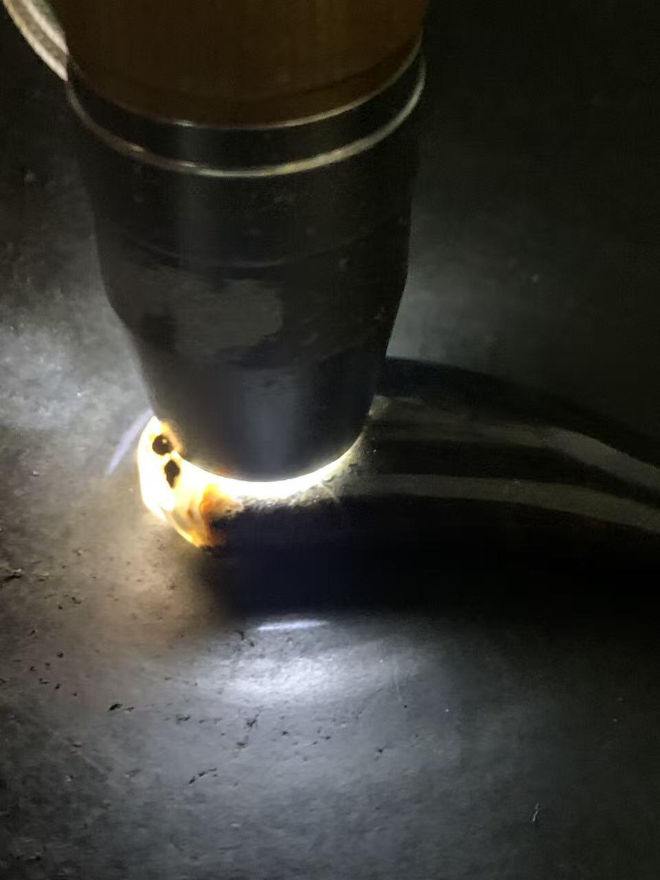 精美罕见墨色草花纹战国红玛瑙牙形吊坠一个，