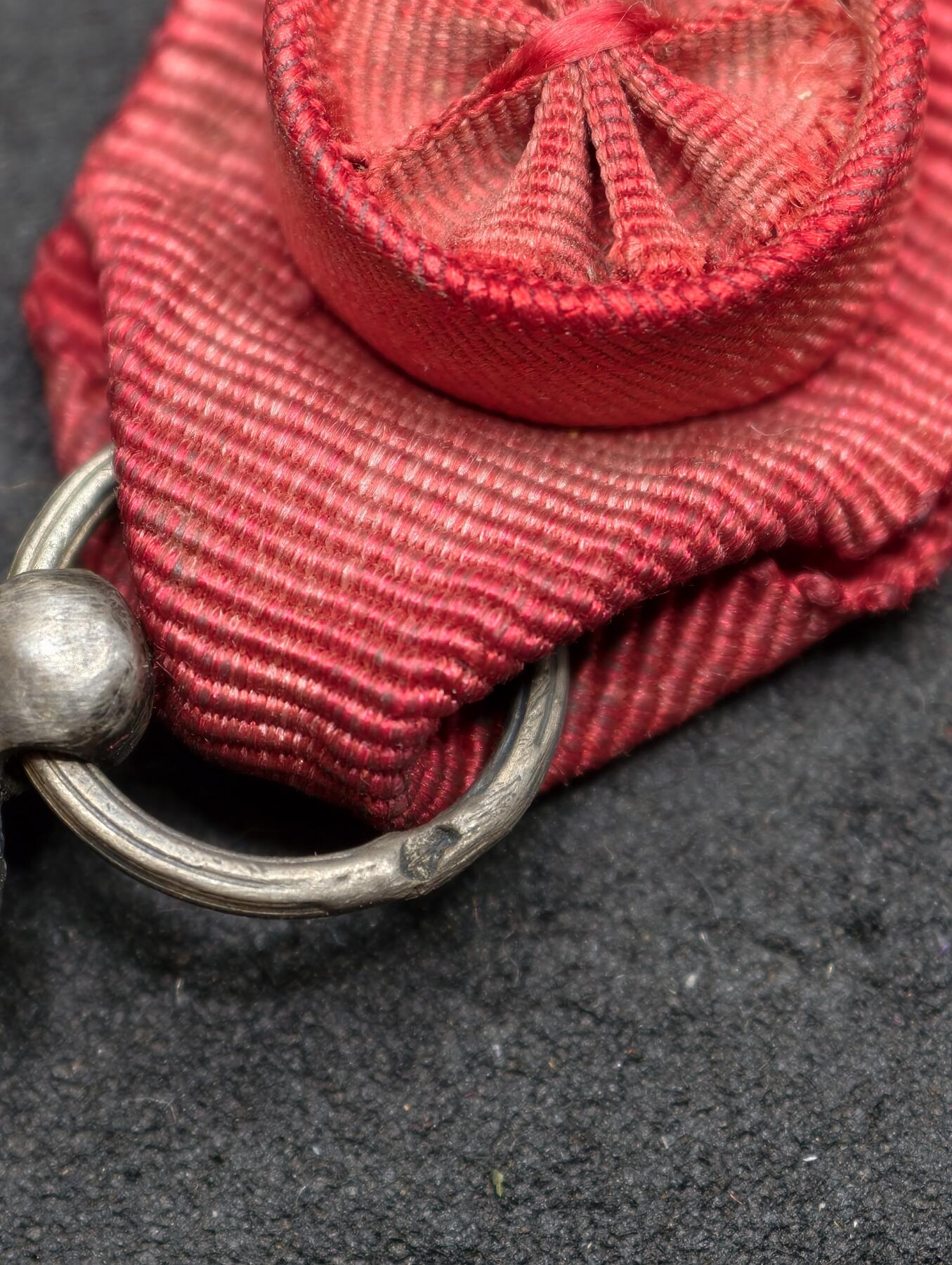 凯旋世界勋赏（第20期）（欢迎送拍）（对拍品有疑问请询问客服，不接受到手刀，出价默认拍品品相。请认真阅读拍卖规则！出价默认已认可！）（收到货请录制开箱视频，无视频概不处理问题。） 军官级七月王朝mini勋章核心金制章体银制打标