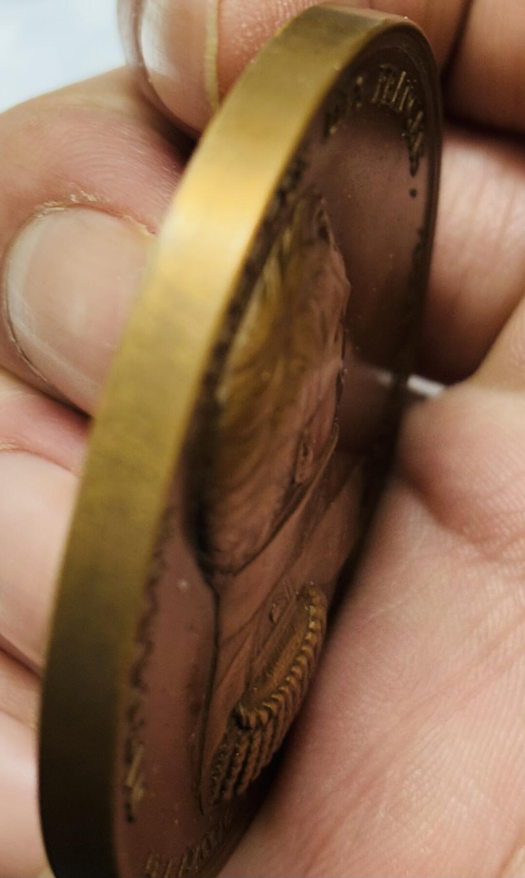 文馨钱币收藏第 283 场，【大雪鉴珍，寒英缀金】金银纪念币精品场，诚邀您的参与【长期接代拍品】 少见法国拿破仑高浮雕纪念大铜章，直径 51.8×3.7 重 70 克