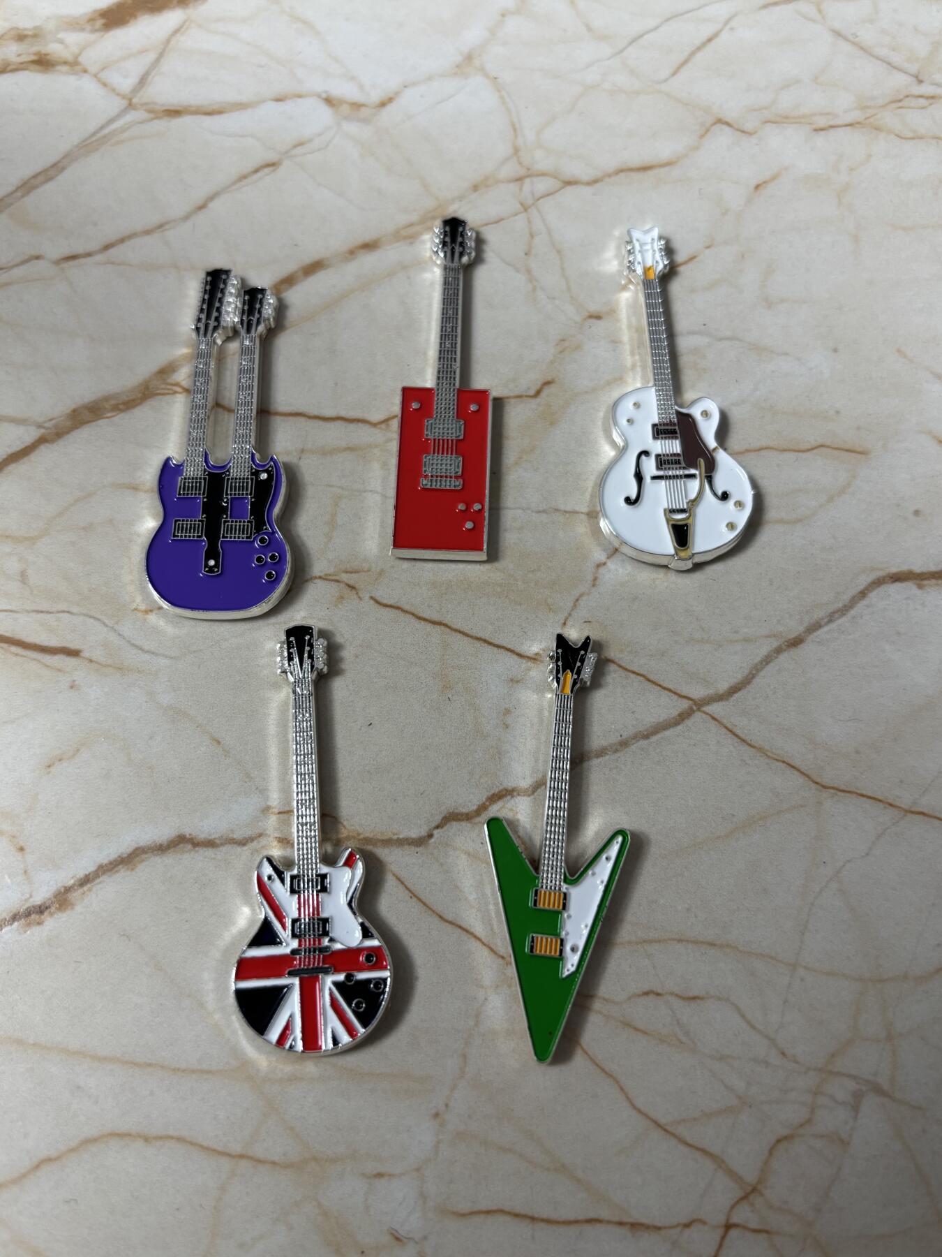 第184期拍卖 索马里2012年吉他乐器异形珐琅镀银纪念币6枚套