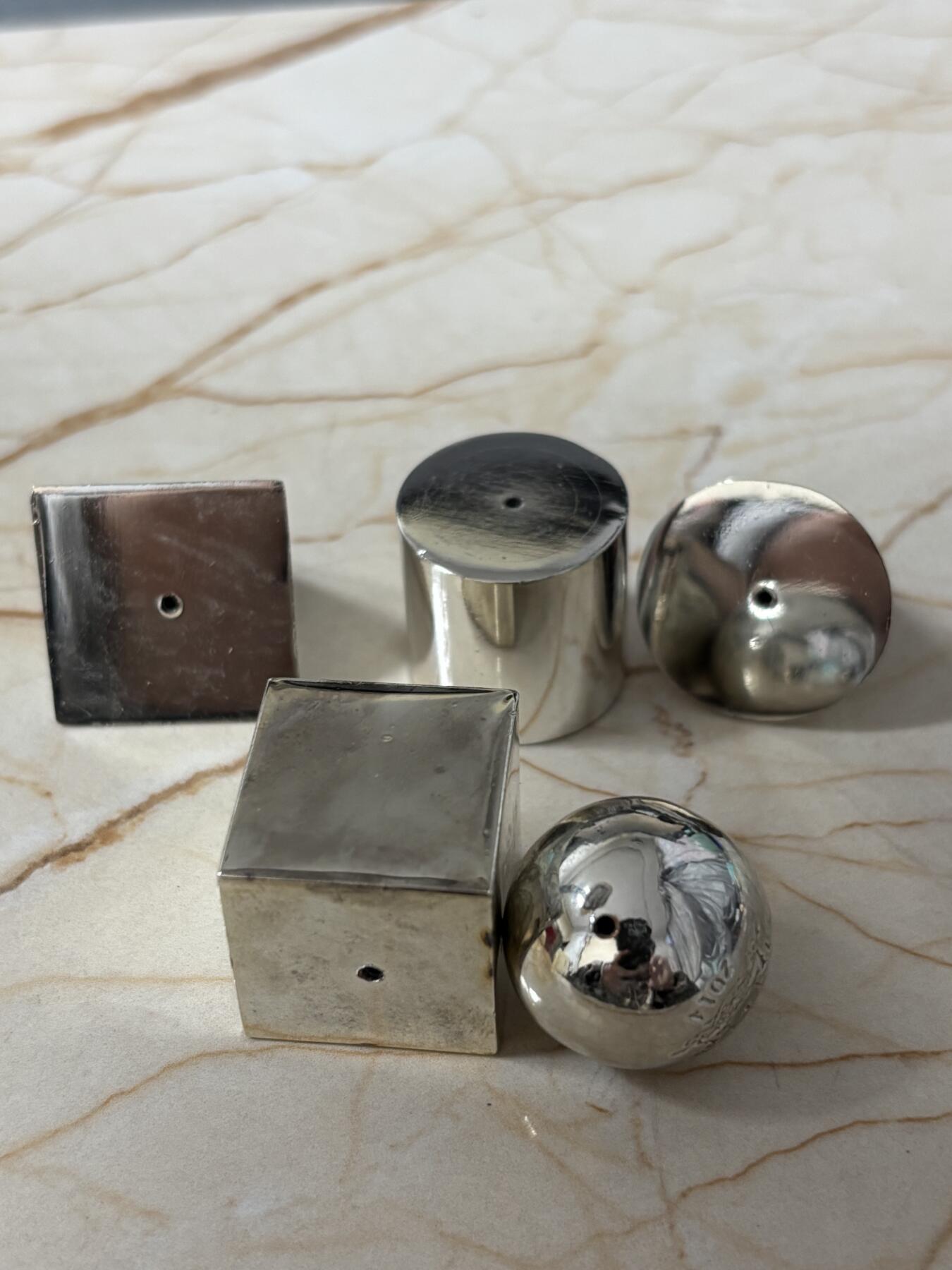 第184期拍卖 获奖索马里2014年数学纪念3D三维几何体硬币5枚套，世界最美25种钱币排名，铜镍镀银