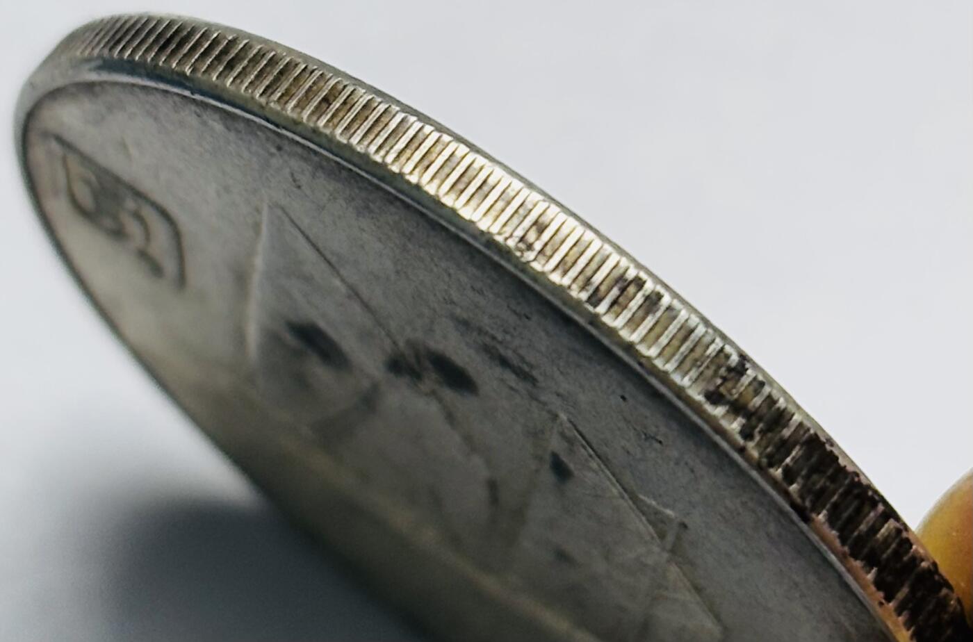 文馨钱币收藏第 283 场，【大雪鉴珍，寒英缀金】金银纪念币精品场，诚邀您的参与【长期接代拍品】 中华民国孙像帆船一元银元，车轮转光，双金包浆，传世美品，包真包老，如假包换