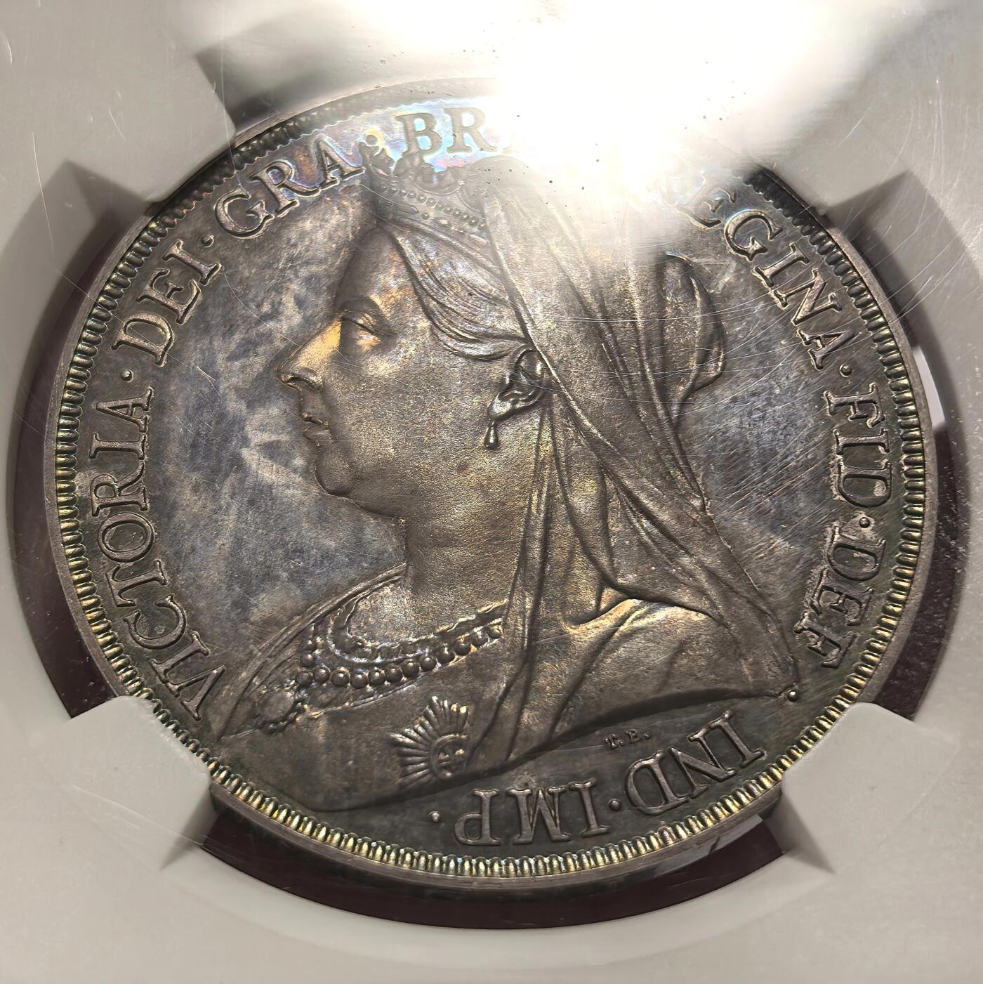 博洋堂世界钱币拍卖第150期（全场包邮） NGC PF64 英国1893年维多利亚女王精制披纱马剑 英系经典品种，越来越少见，该枚底板、彩、状态、细节都很不错，值得终藏；