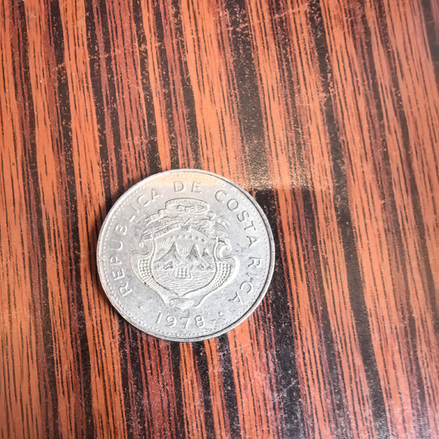 泡泡币外币第三十八场可代拍15038385335微信 哥斯达黎加。