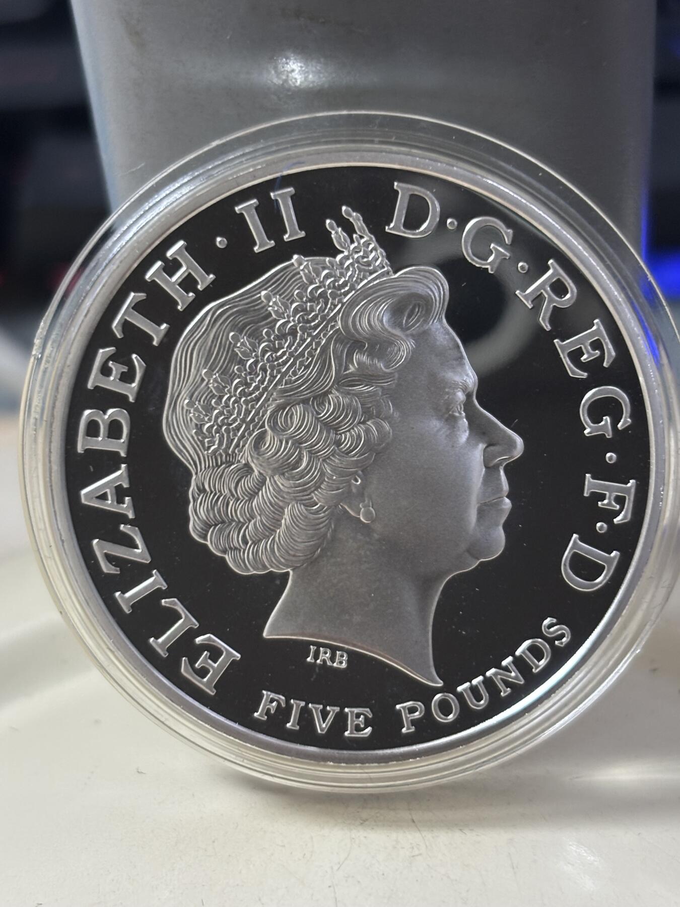 第184期拍卖  英国2005年纪念特拉法加海战2银一镍套币，925银，28.28克*2，,有瑕疵，银价725