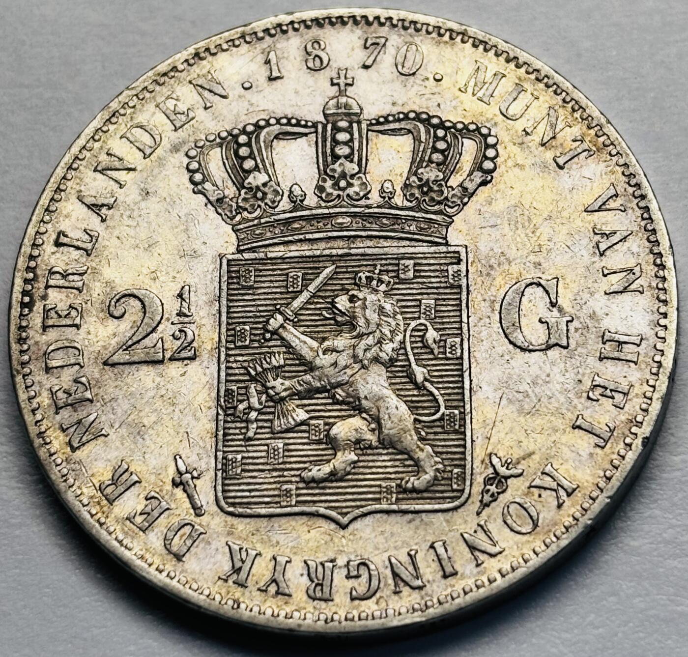 文馨钱币收藏第 283 场，【大雪鉴珍，寒英缀金】金银纪念币精品场，诚邀您的参与【长期接代拍品】 少见好品 1870 年荷兰威廉三世 2.5 盾大银币，彩光包浆均匀