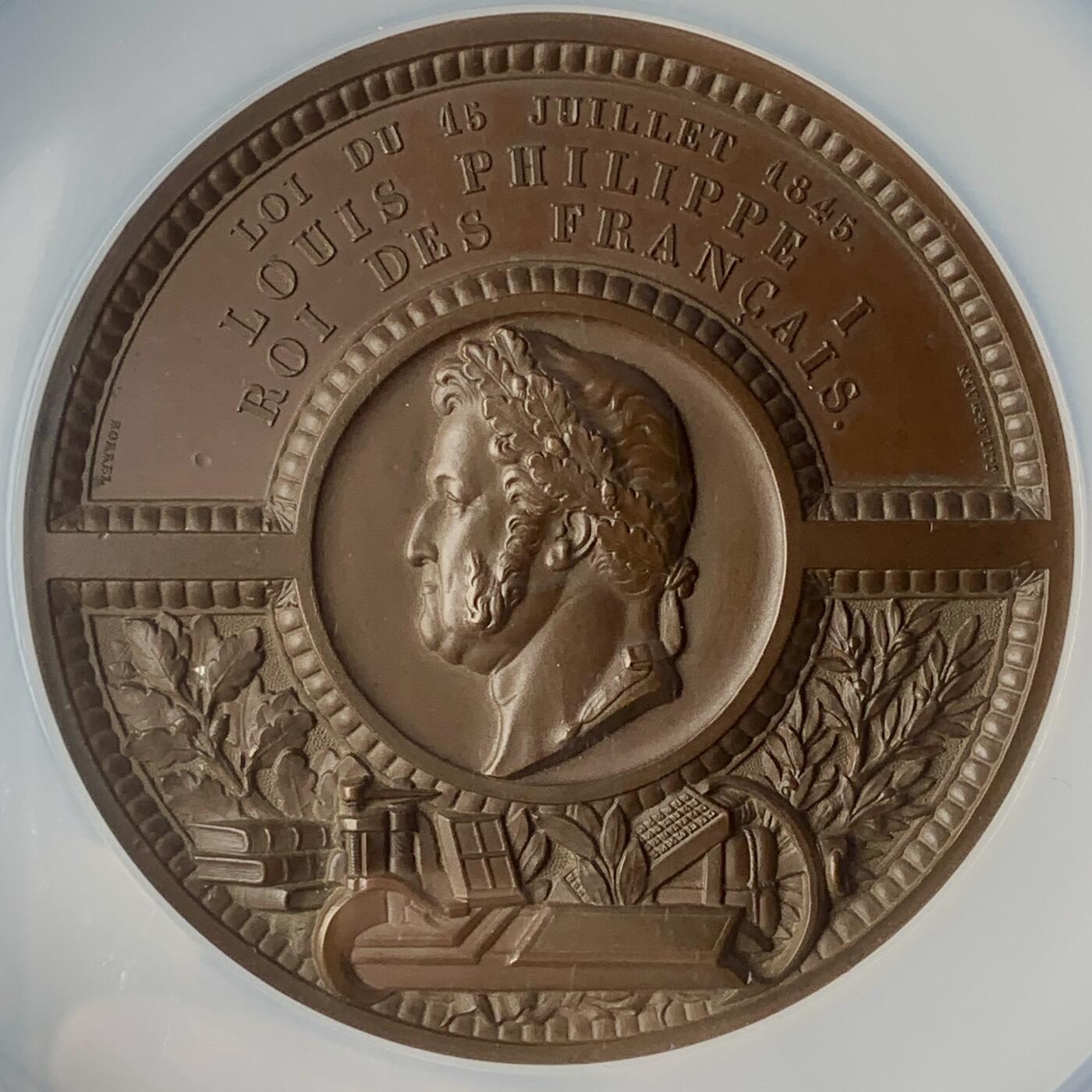 掌中浮雕-藏着的欧洲第044场 NGC MS64 ：1846年法国皇家邮政局新建筑铜章，68mm，Borrel und J. Klagmann雕刻