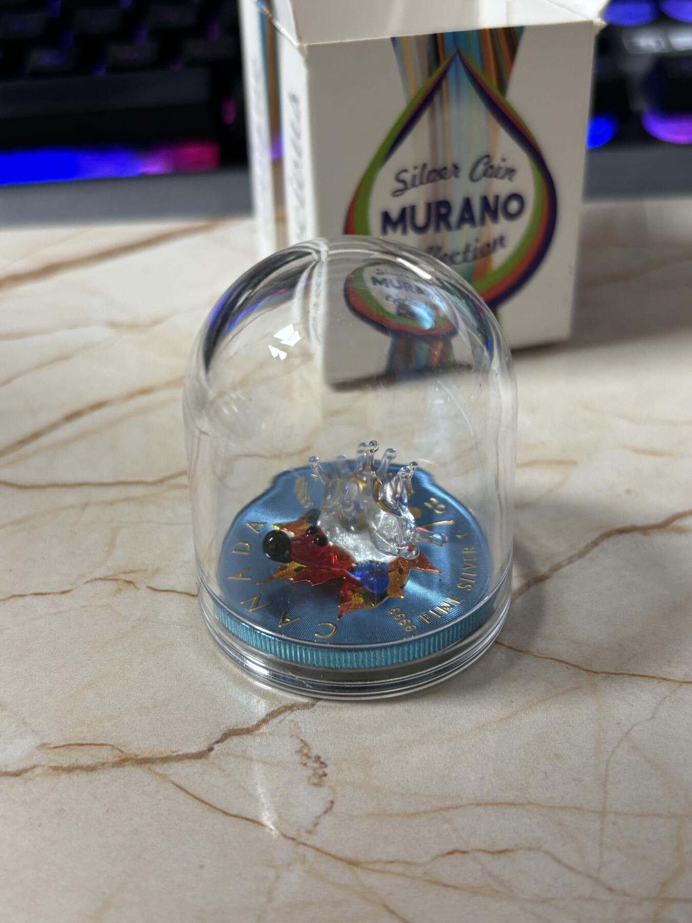 第184期拍卖 加拿大2022年镶嵌穆拉诺玻璃刺猬彩色枫叶纪念银币，9999银，1盎司，发行500枚