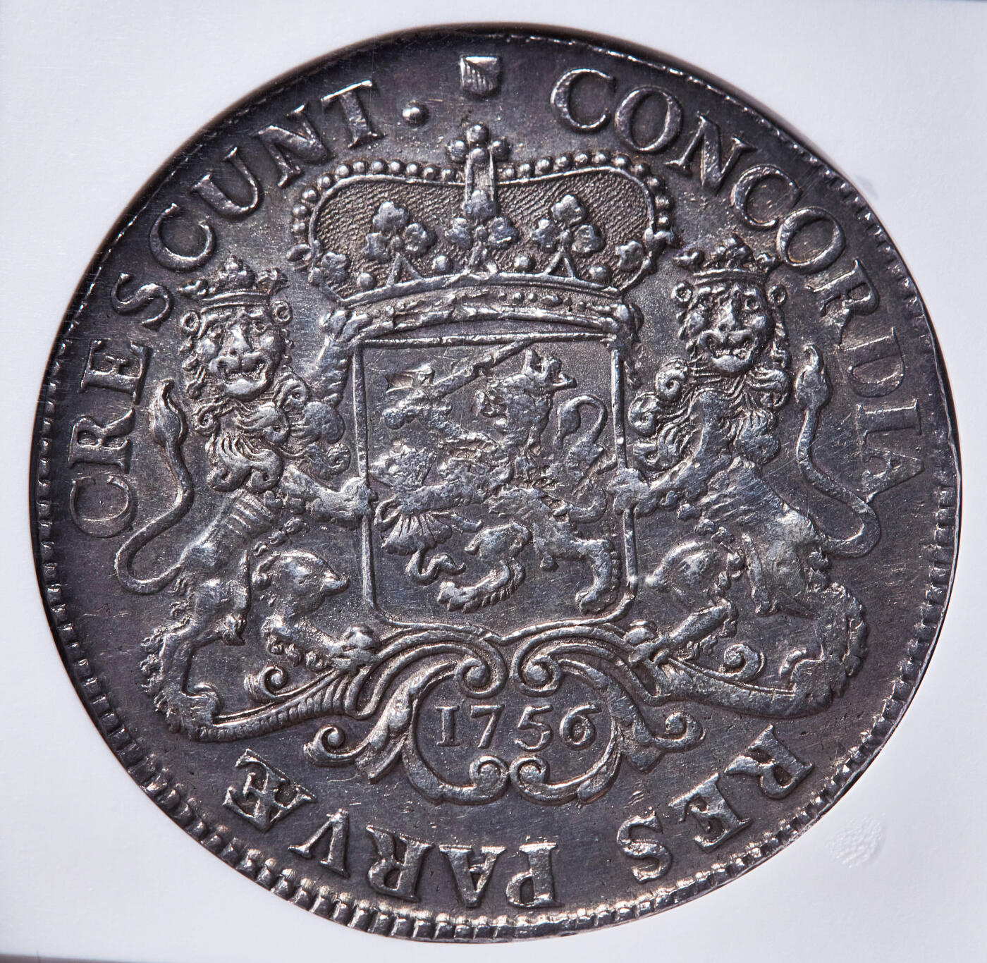 【俄甄集藏】2025年(045)12-03 星期三 晚 19:30 全场包邮 荷兰乌得勒支1756年马剑七世1杜卡特大银币，NGC AUD，原味酱彩老包浆，名誉品种