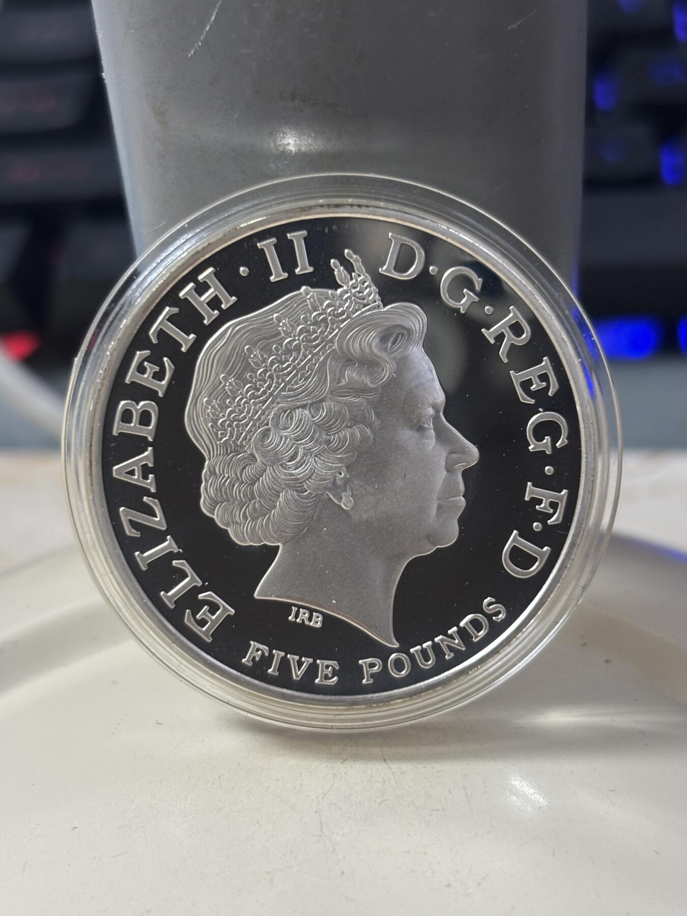 第184期拍卖  英国2005年纪念特拉法加海战2银一镍套币，925银，28.28克*2，,有瑕疵，银价725