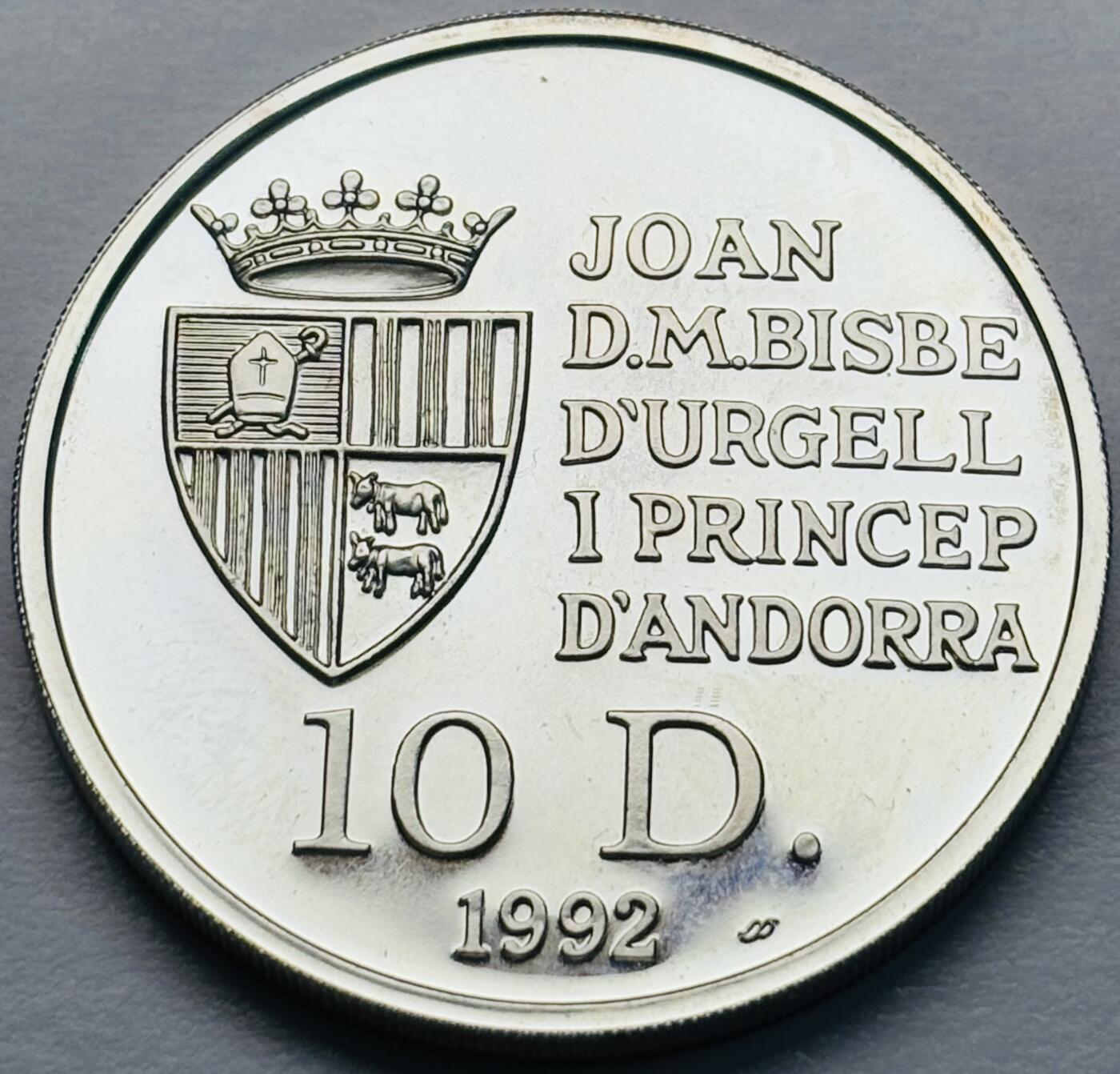 文馨钱币收藏第 283 场，【大雪鉴珍，寒英缀金】金银纪念币精品场，诚邀您的参与【长期接代拍品】 少见全新 1992 年安道尔 10 第纳尔美国发现 500 周年大银币，31.10 克 925 高银，独年份