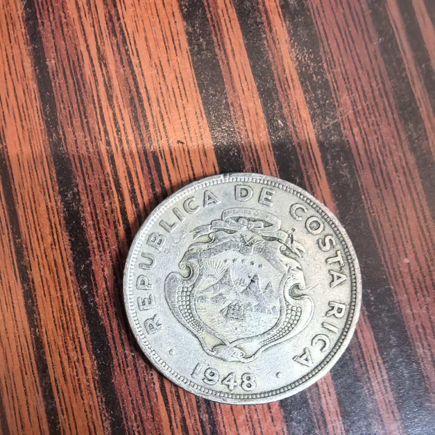 泡泡币外币第三十八场可代拍15038385335微信 歌斯达里加。