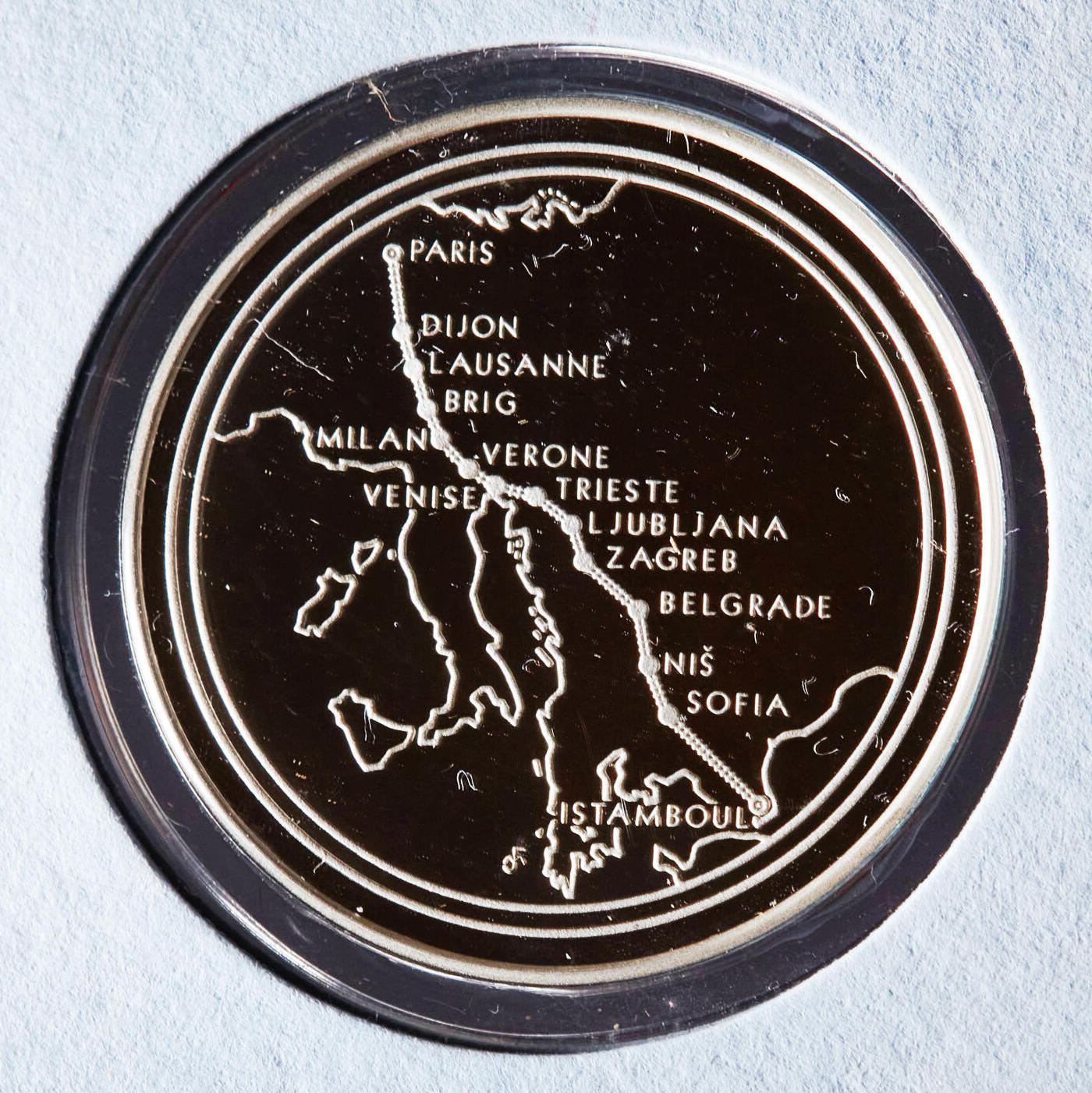 【俄甄集藏】2025年(045)12-03 星期三 晚 19:30 全场包邮 法国1977年纪念“东方快车”洲际豪华铁路列车停运精制银章，邮币封，1883-1977年，巴黎-伊斯坦布尔，重：13.46克，含银量：92.5%