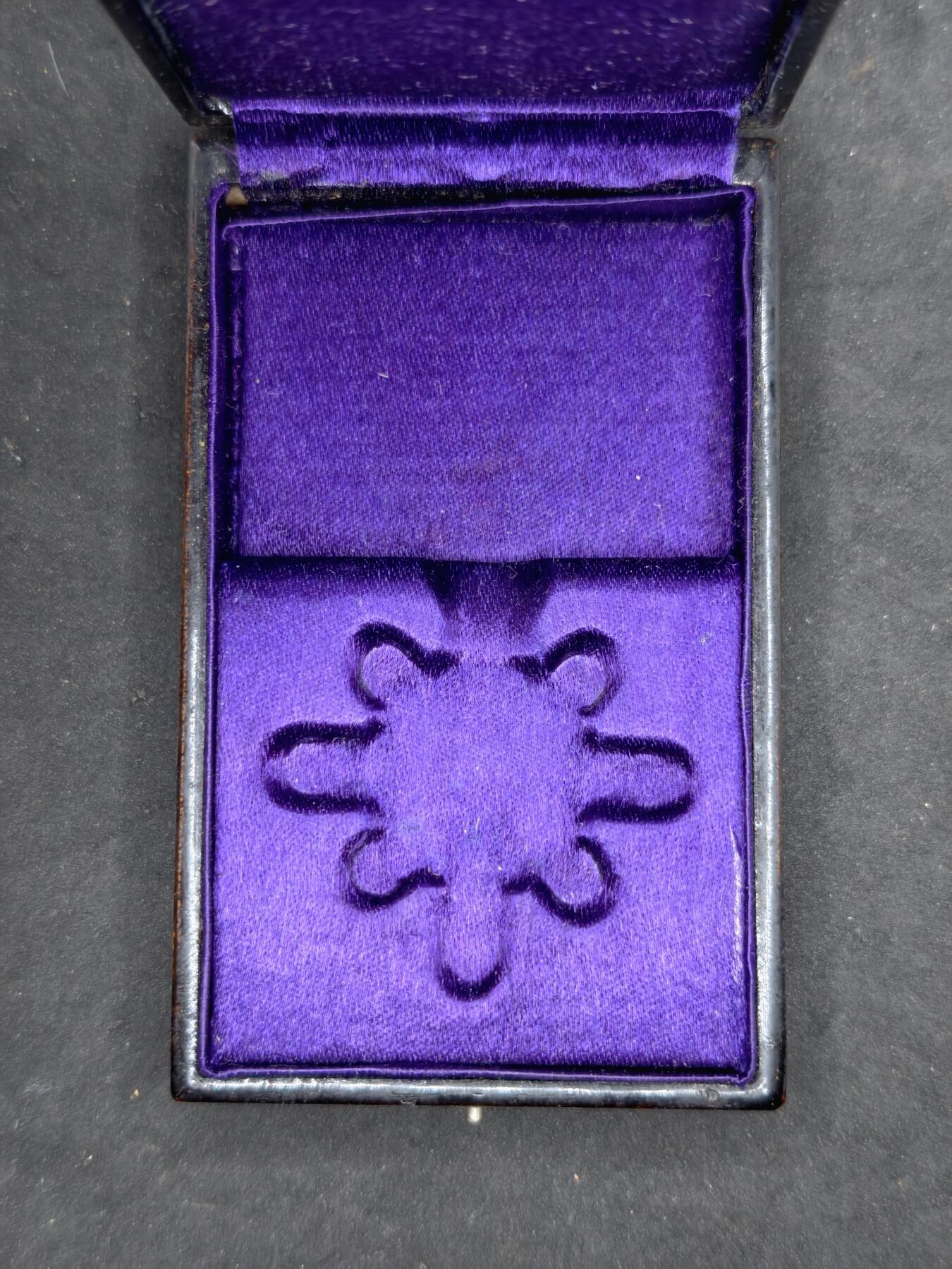 凯旋世界勋赏（第20期）（欢迎送拍）（对拍品有疑问请询问客服，不接受到手刀，出价默认拍品品相。请认真阅读拍卖规则！出价默认已认可！）（收到货请录制开箱视频，无视频概不处理问题。） 七瑞盒子