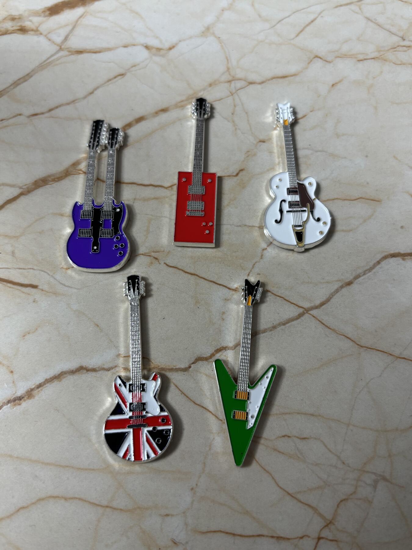 第184期拍卖 索马里2012年吉他乐器异形珐琅镀银纪念币6枚套