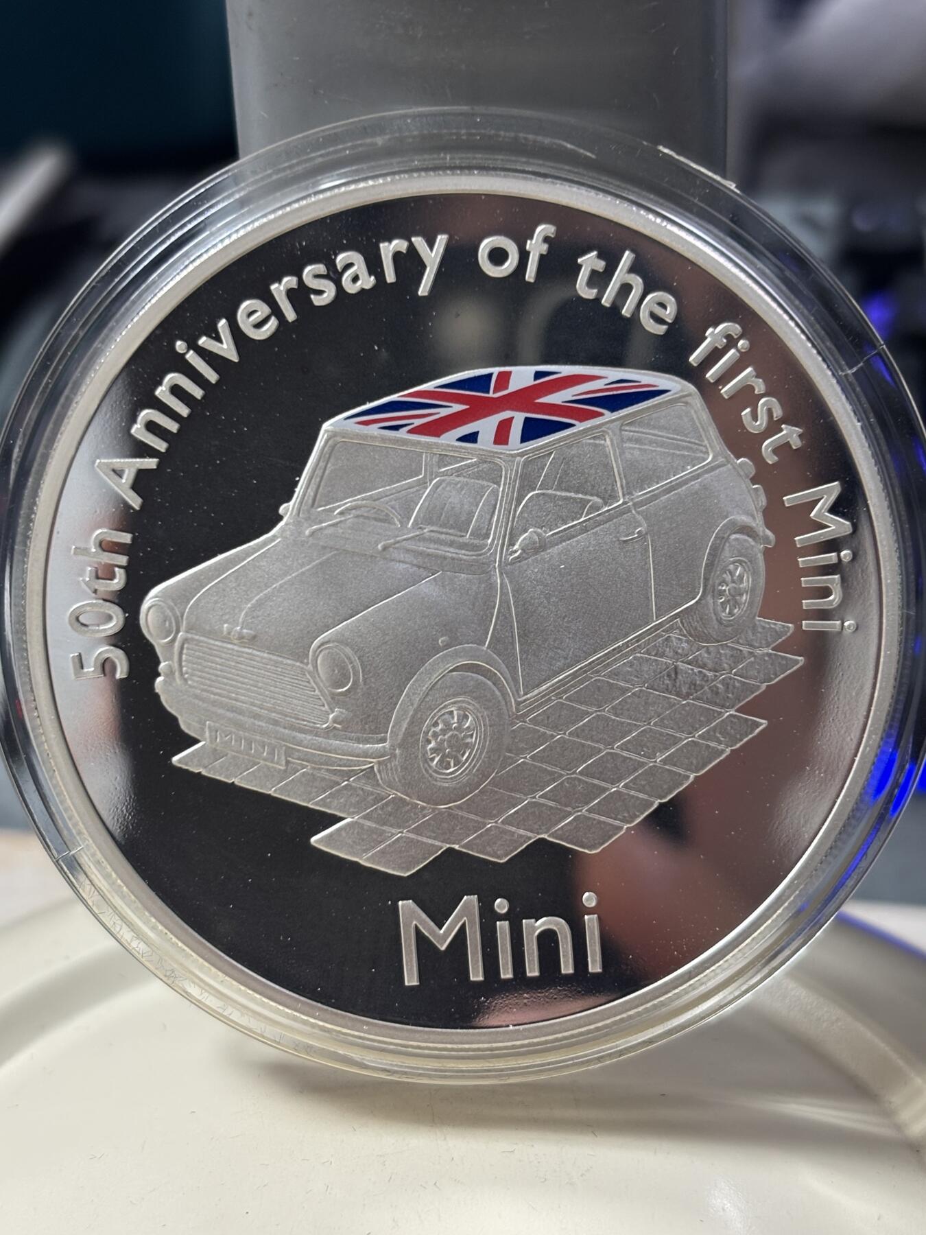 第184期拍卖 奥尔德尼2009年Mini迷你汽车50周年5盎司彩色银币，925银，发行500枚银价1994